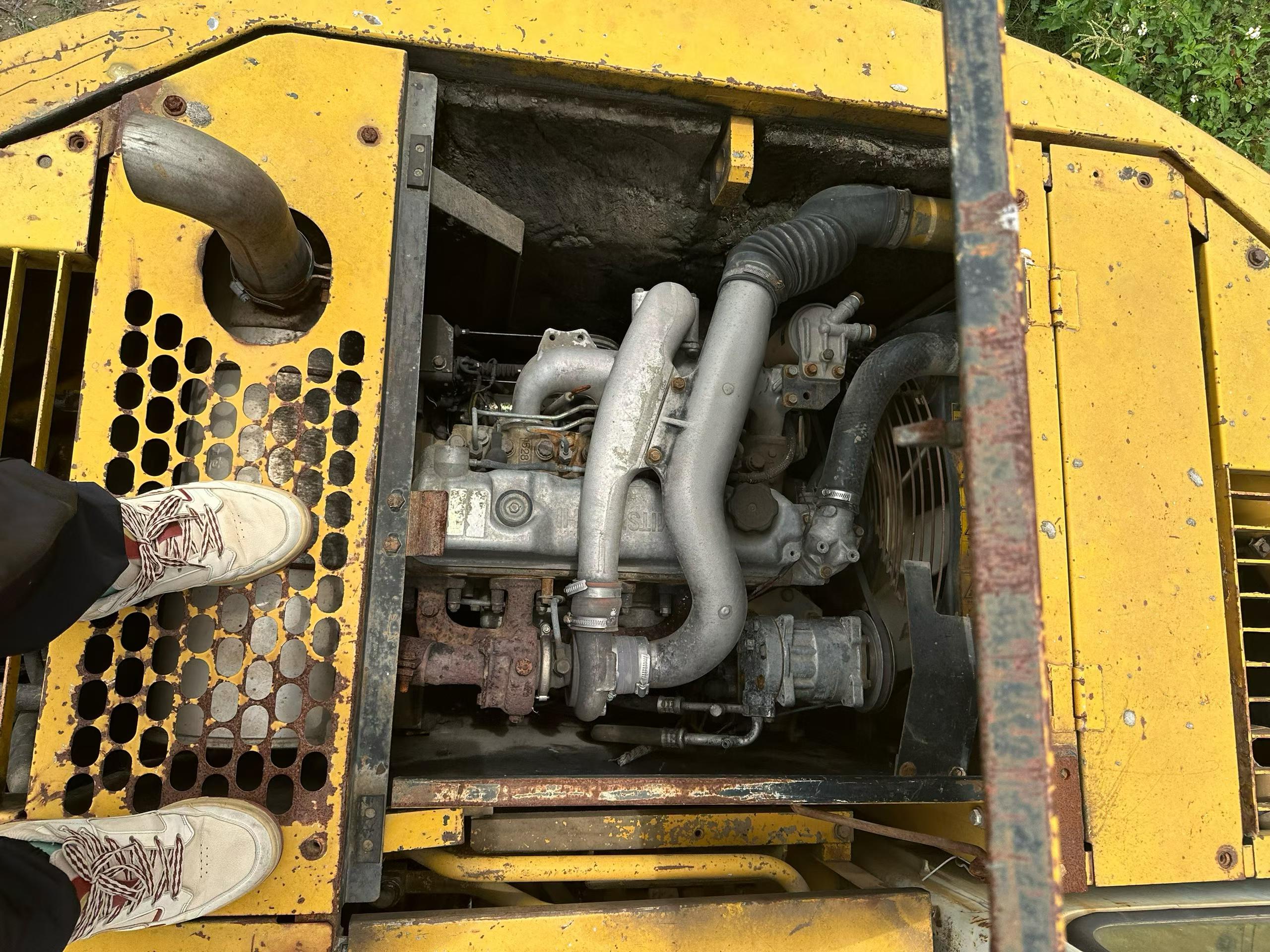 Buy Kato HD513MR-6 Used Excavator / 3