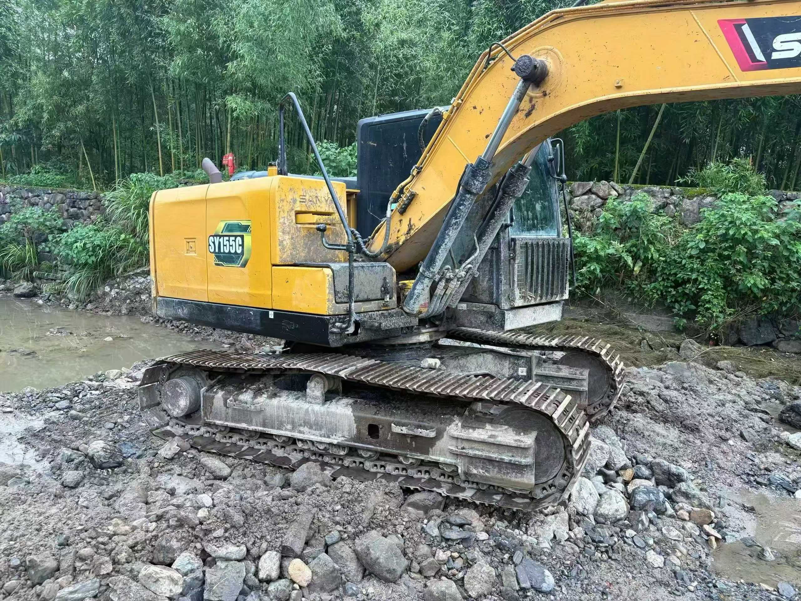 Buy Sany SY135 Used Excavator / 3