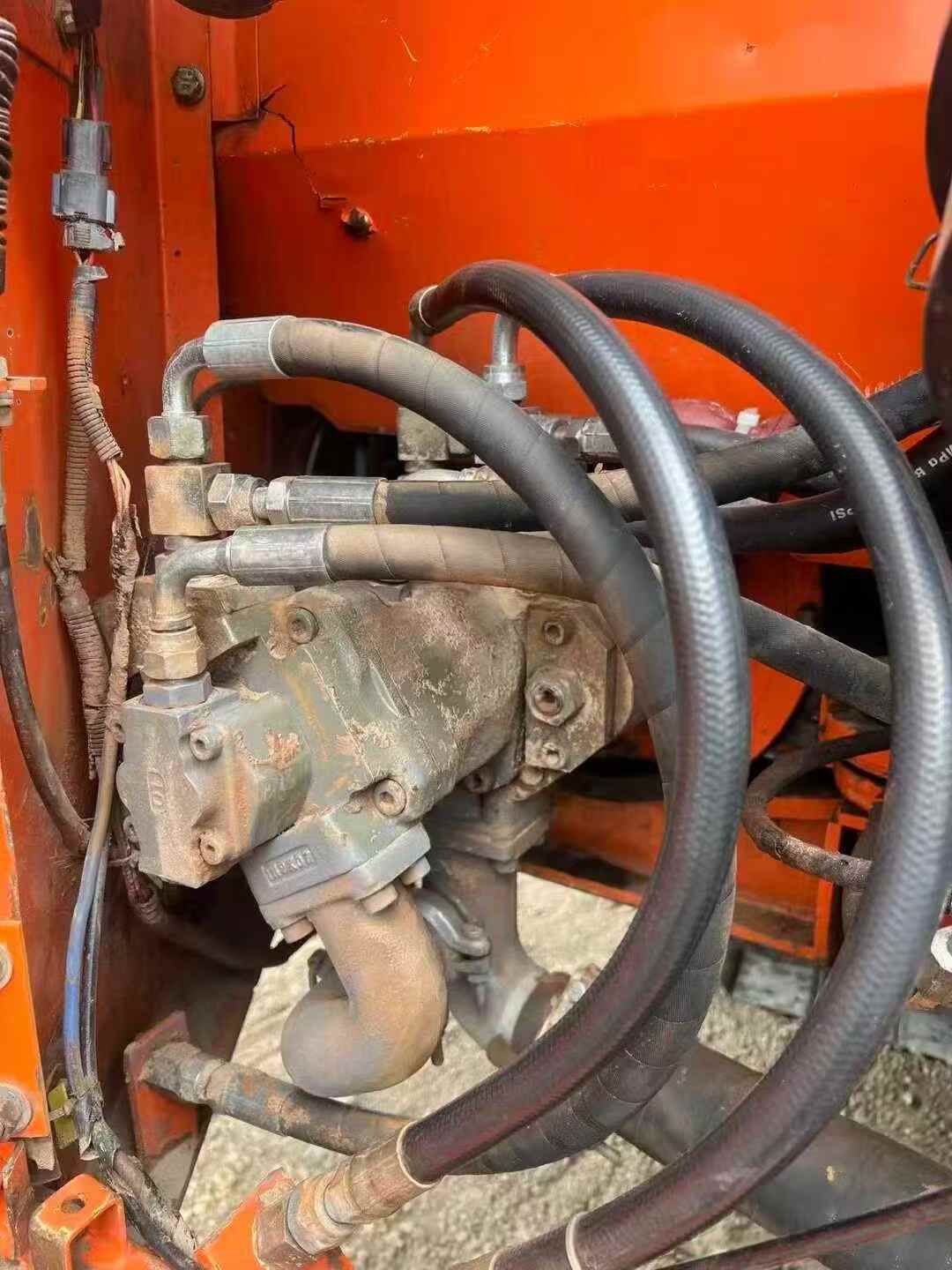 Buy Hitachi ZX70-6 Used Excavator / 6