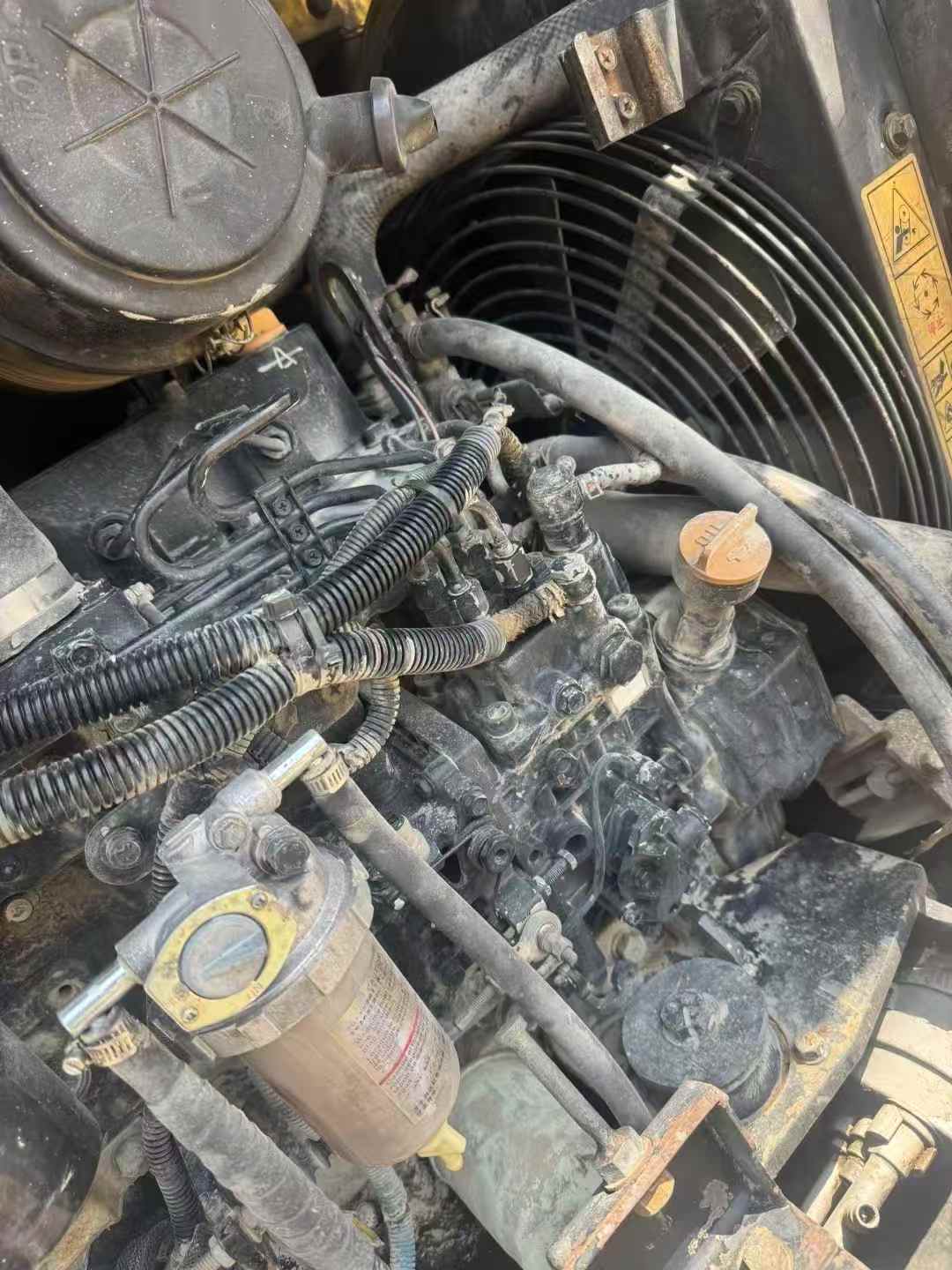 شراء حفارة Hyundai R60-7 مستعملة / 5