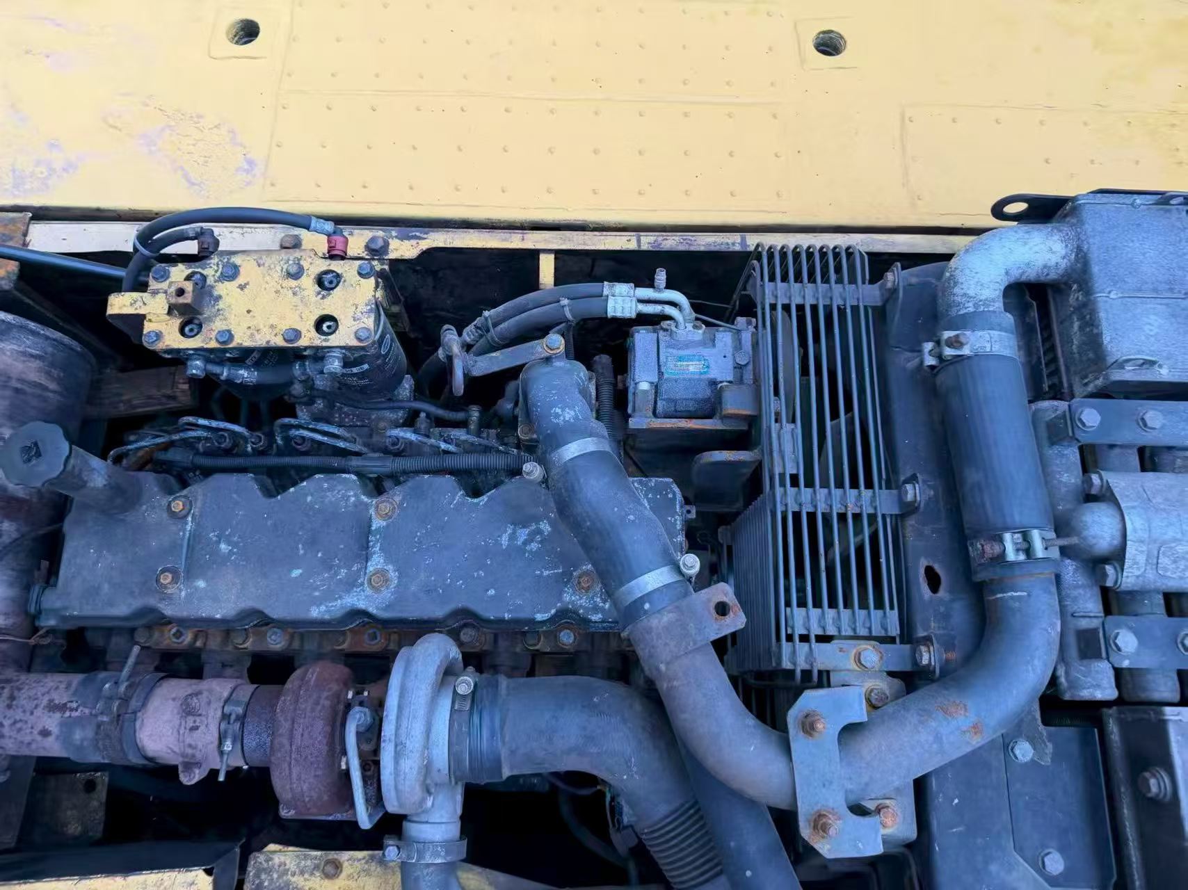 Buy Komatsu PC240-6 Used Excavator / 8