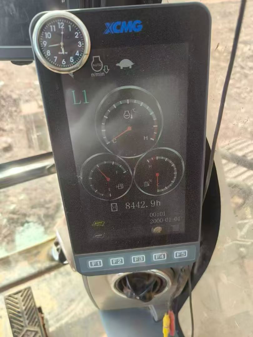 Buy XCMG LW200 Used Excavator / 7