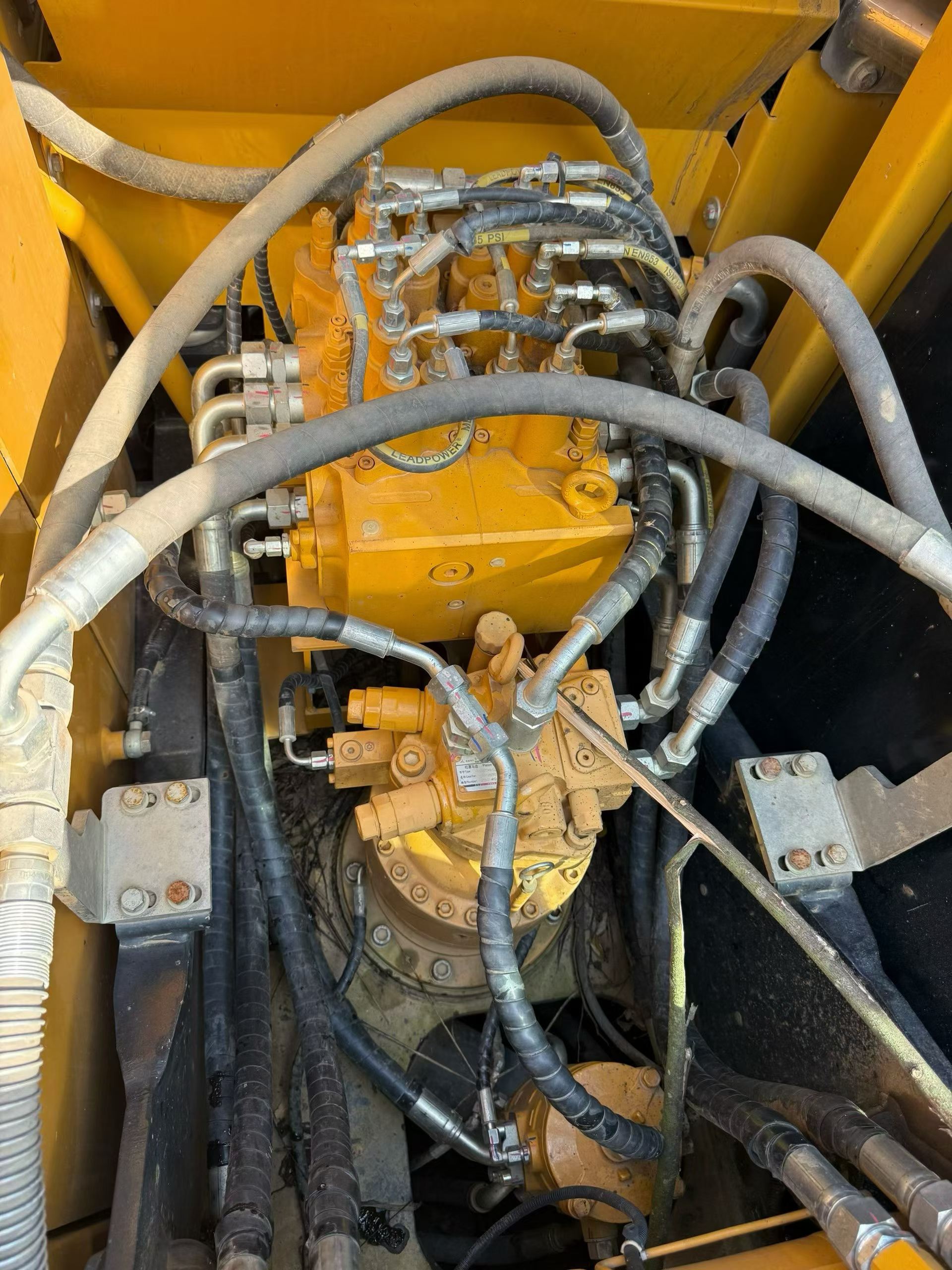 Buy Sany SY125C Used Excavator / 4