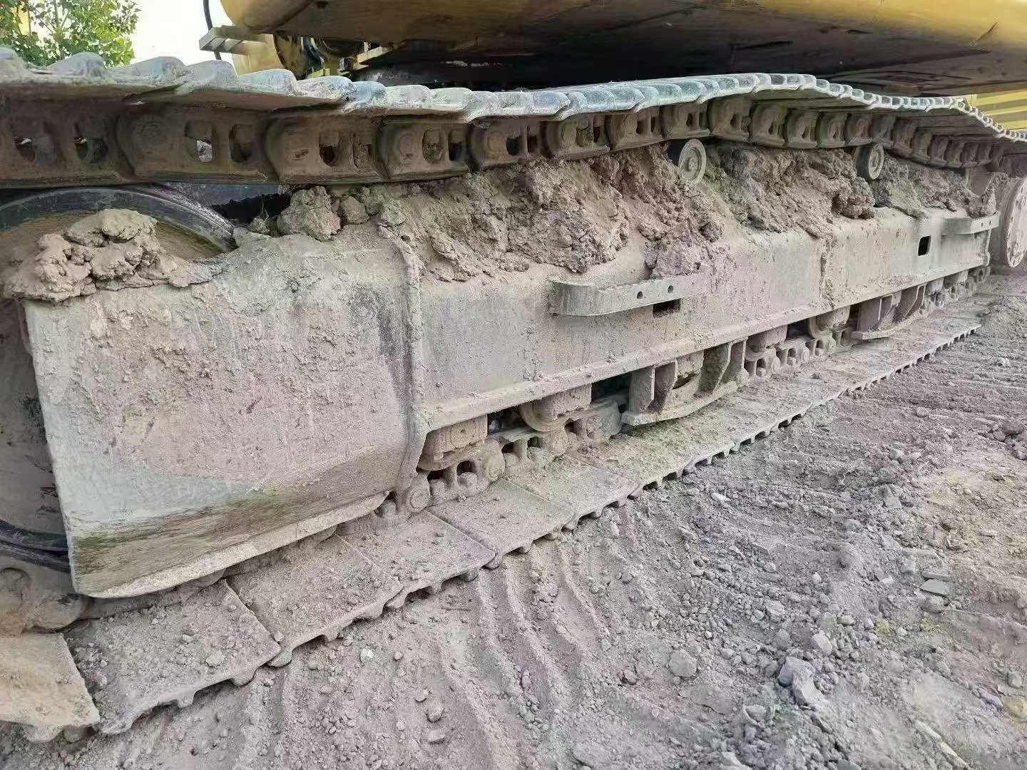Buy Caterpillar 323D2L Used Excavator / 4