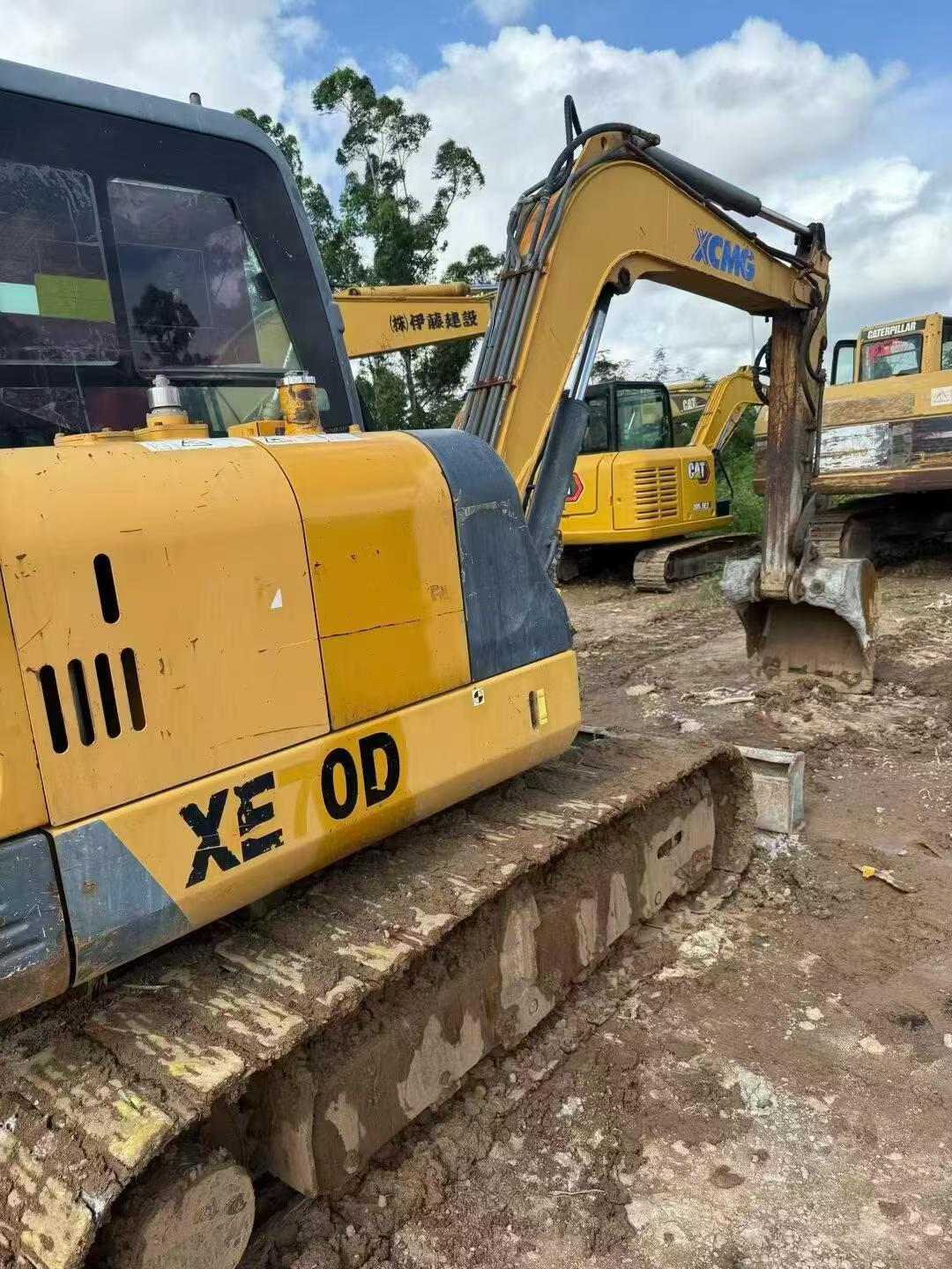 Buy XCMG LW60G Used Excavator / 4