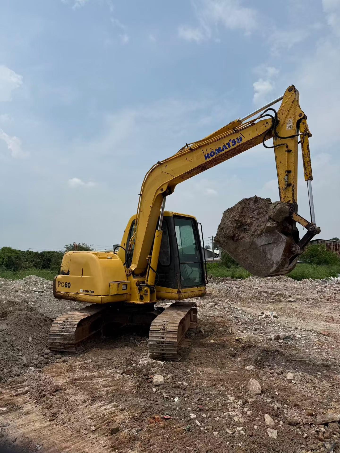Acheter Pelle Komatsu PC60 d'occasion / 4