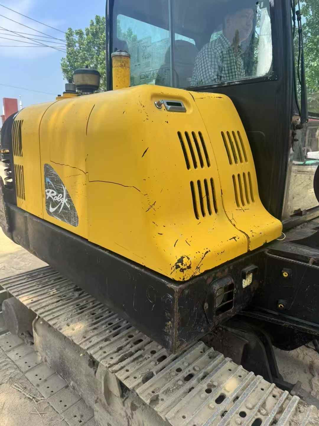 شراء حفارة Hyundai R60-7 مستعملة / 3