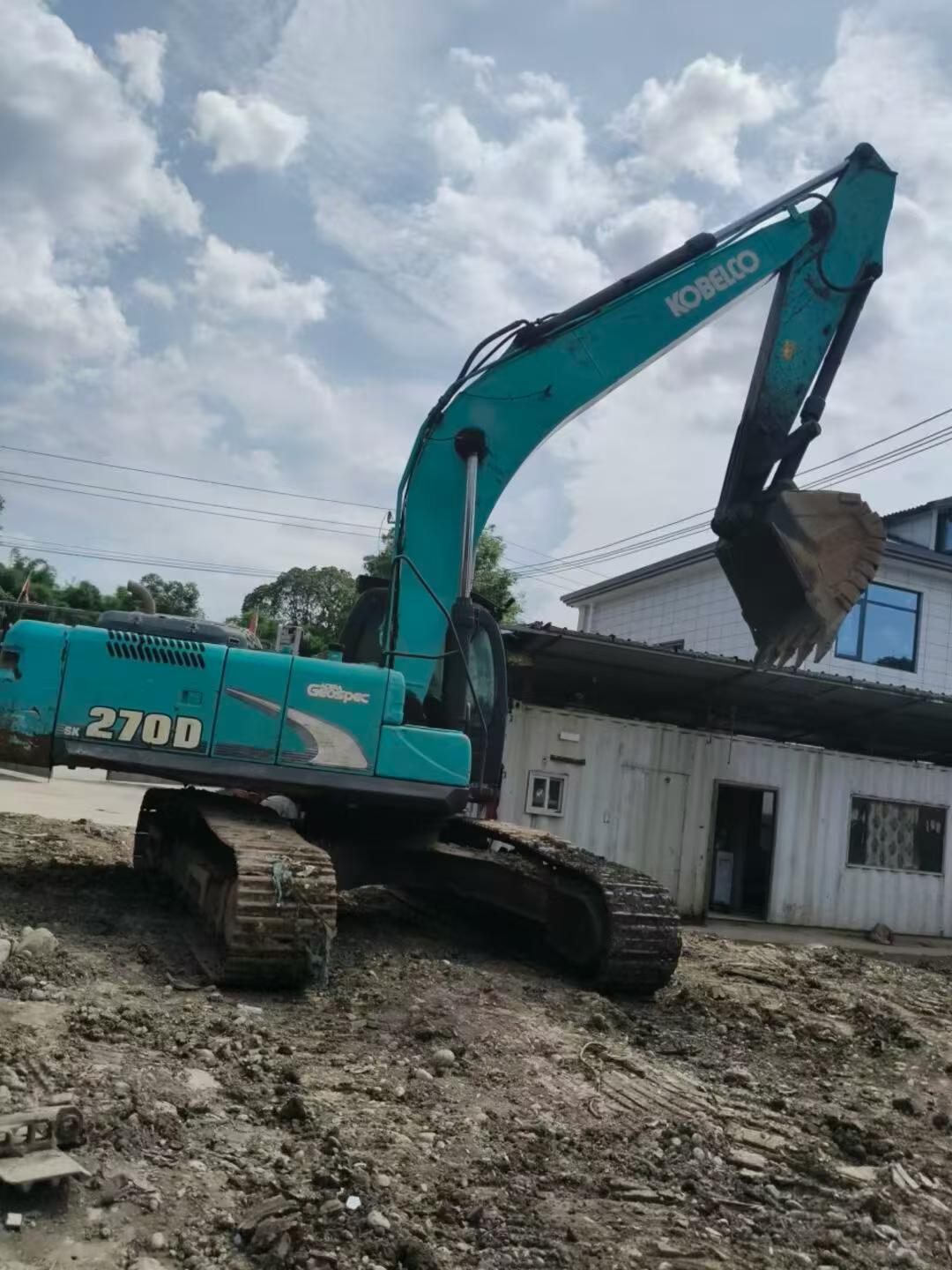 Buy Kobelco SK270D Used Excavator / 4
