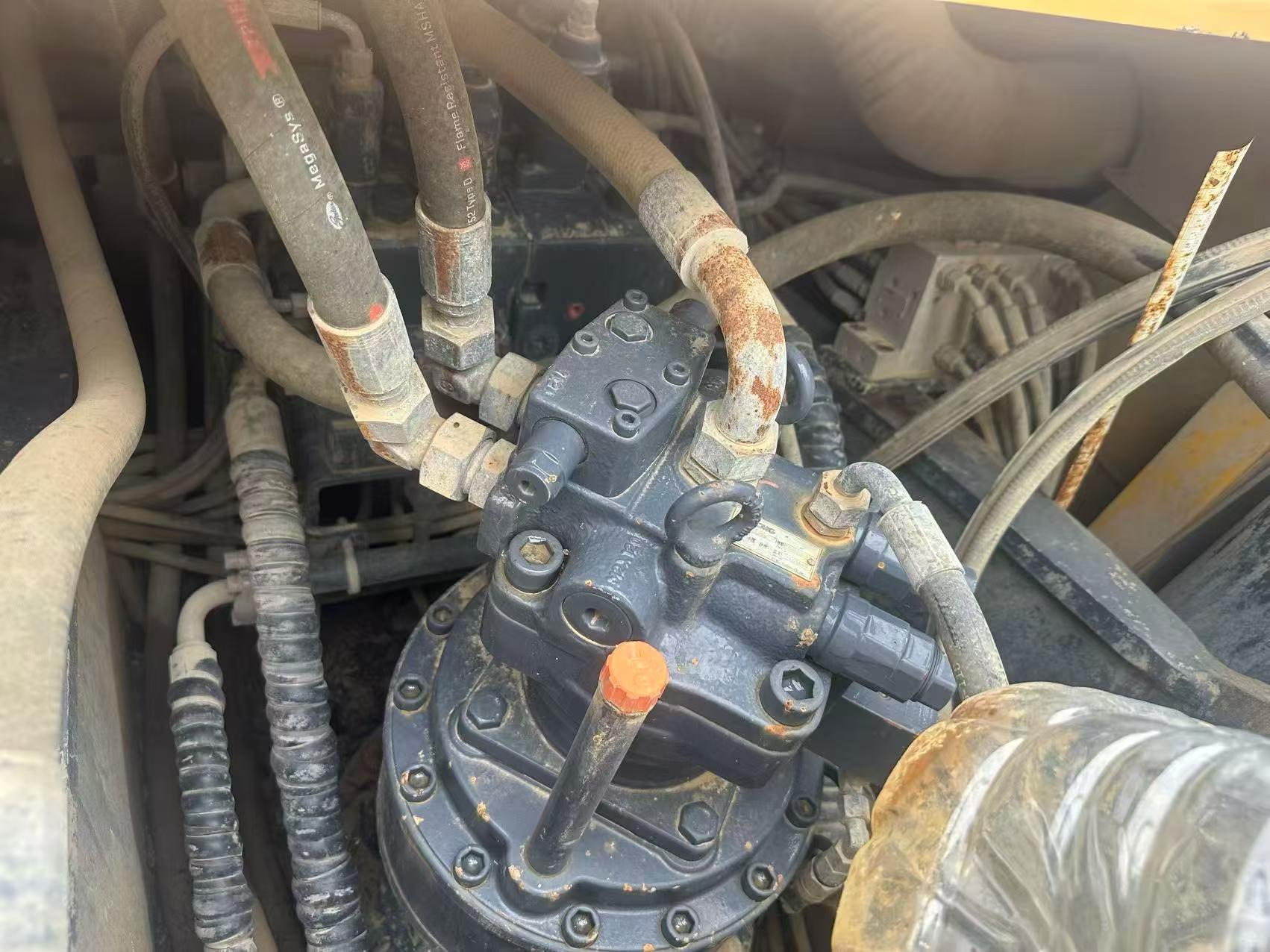 Buy XCMG LW200 Used Excavator / 5