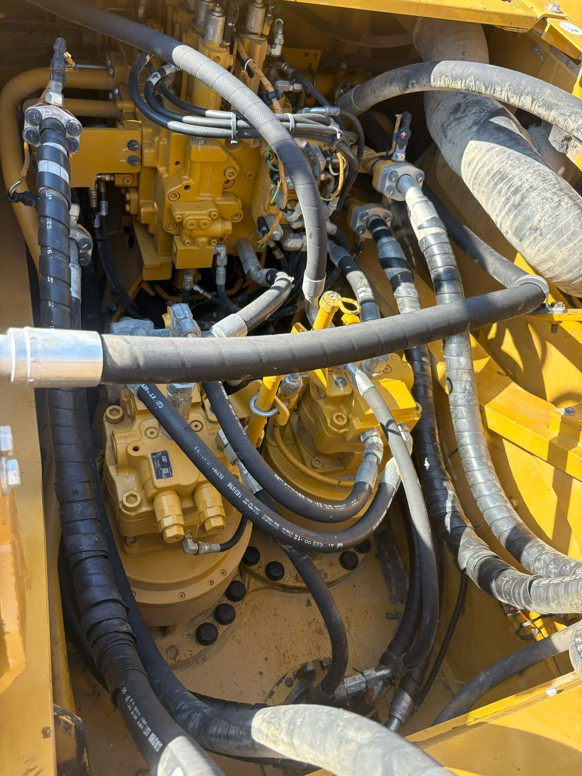 Buy Caterpillar 349E Used Excavator / 7 Buy Caterpillar 349E Used Excavator / 7