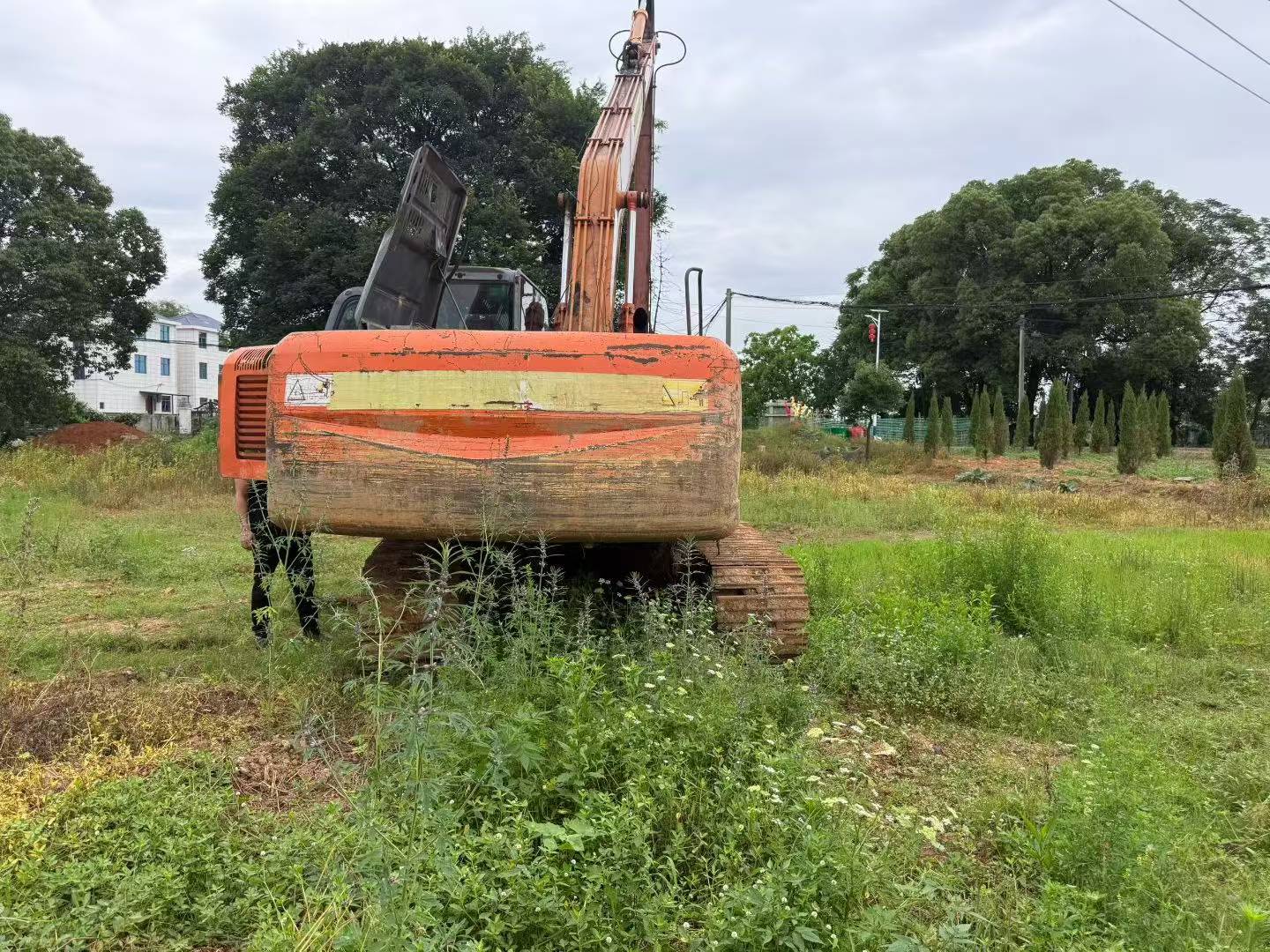 Buy Hitachi EX200-3 Used Excavator / 6