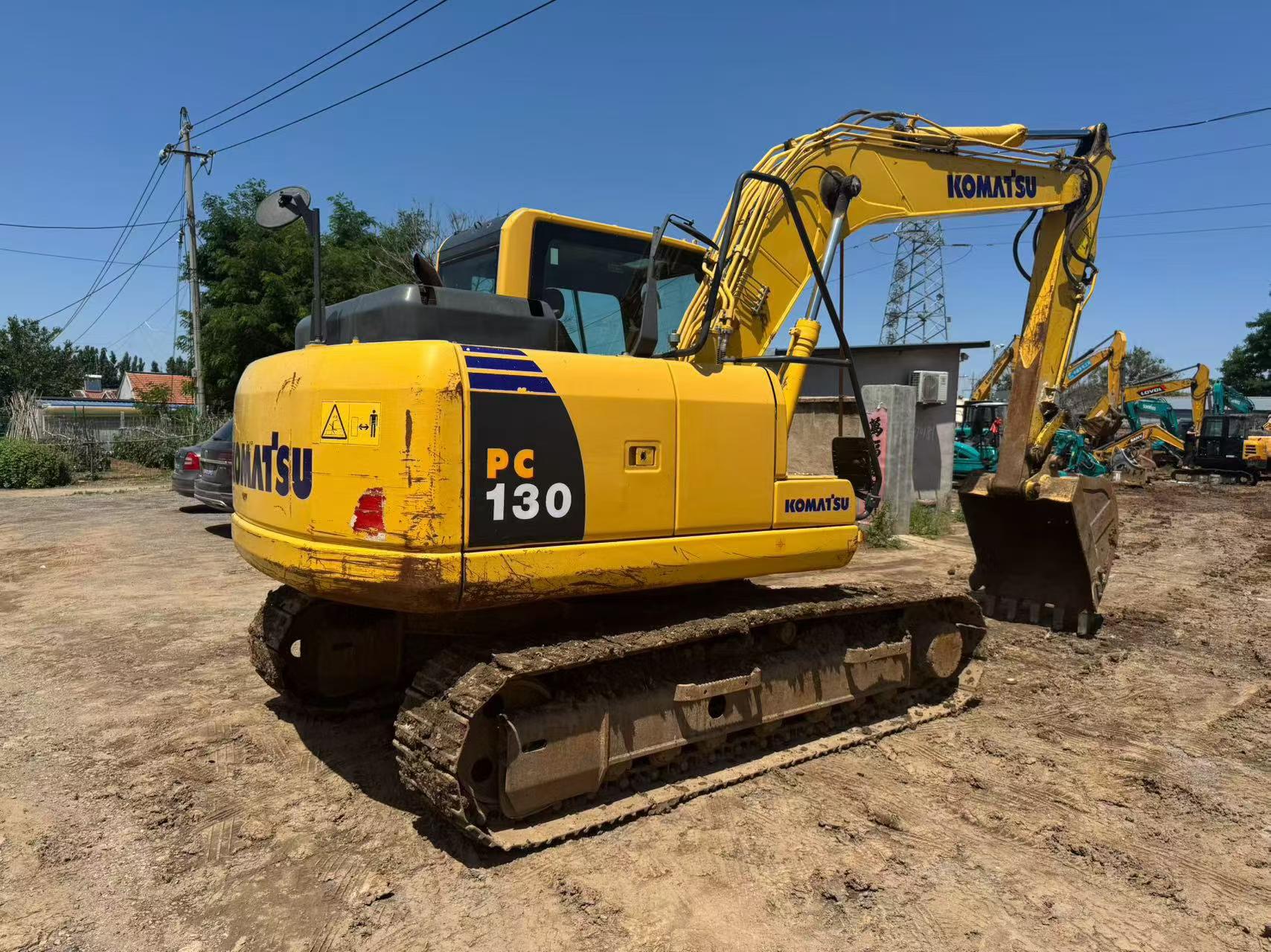 شراء حفارة Komatsu PC130 مستعملة / 5 شراء حفارة Komatsu PC130 مستعملة / 5