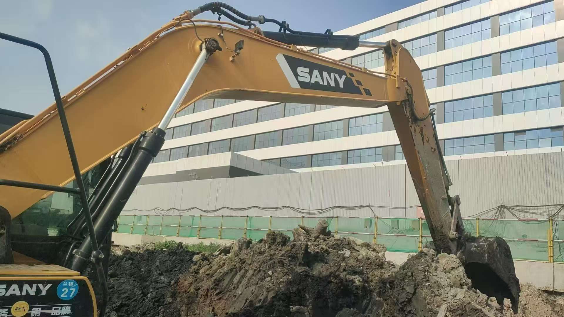 Buy Sany SY205C Used Excavator / 4