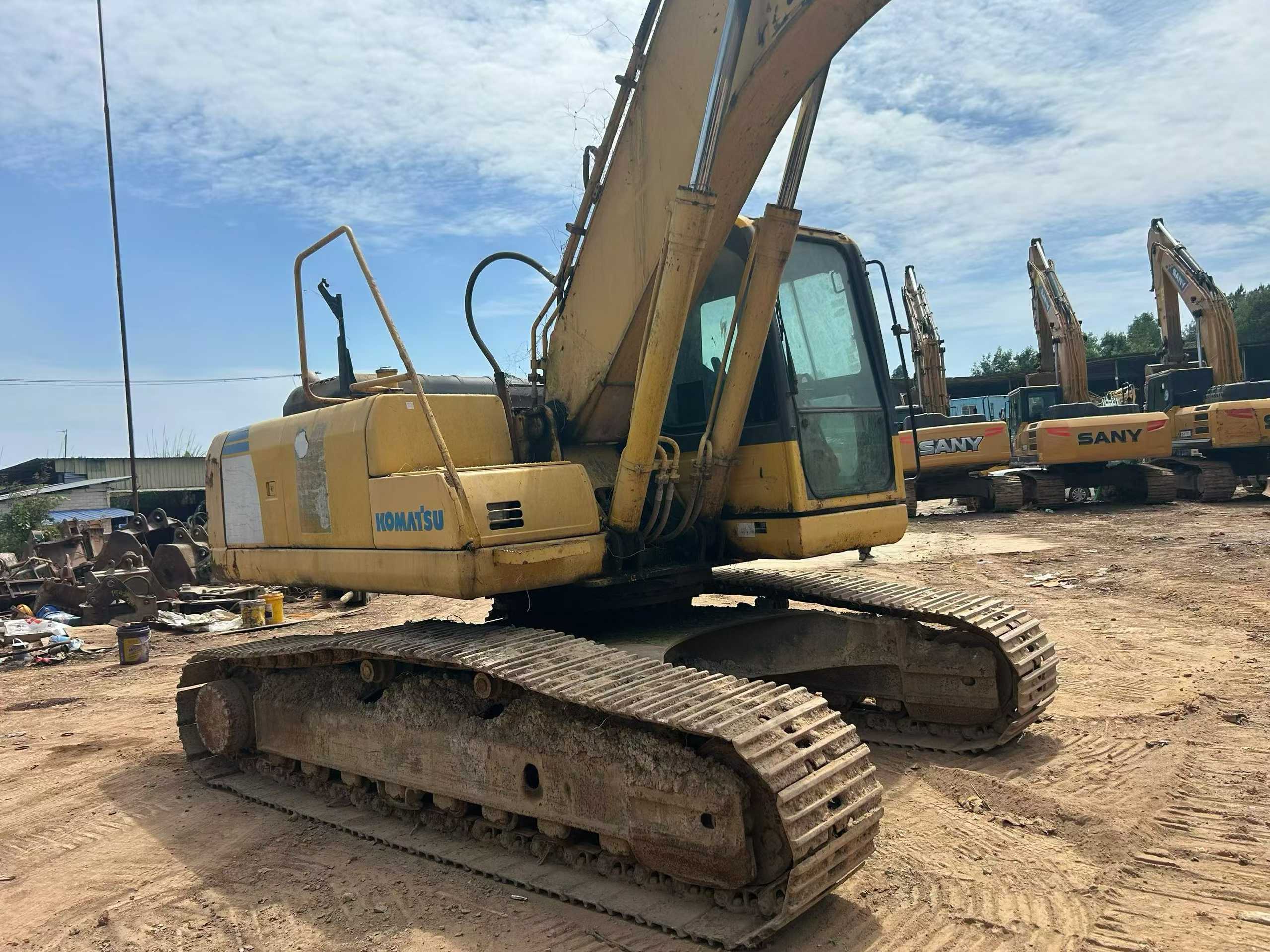 Buy Komatsu PC220-8 Used Excavator / 7