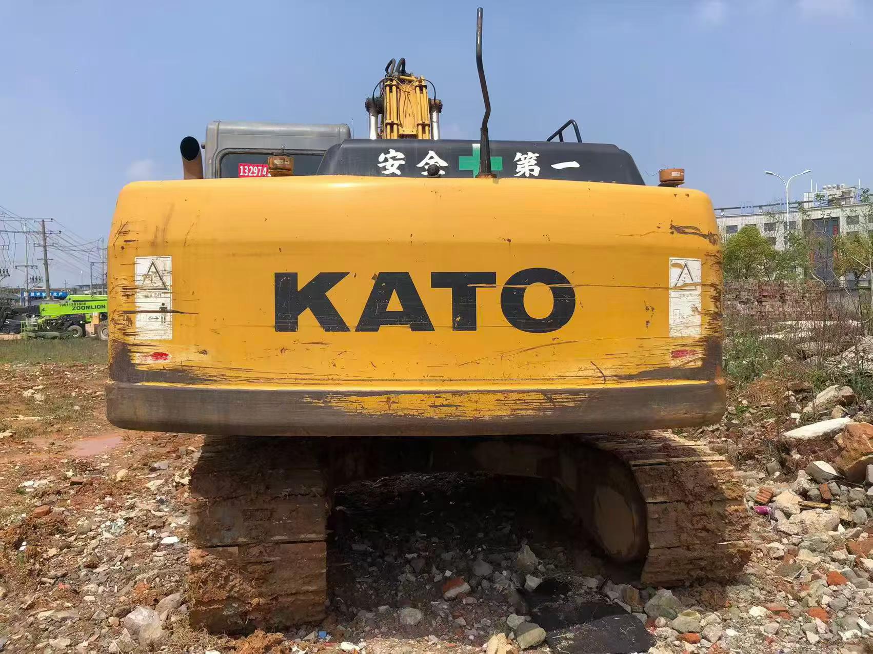 شراء حفارة Kato HD820V مستعملة / 6