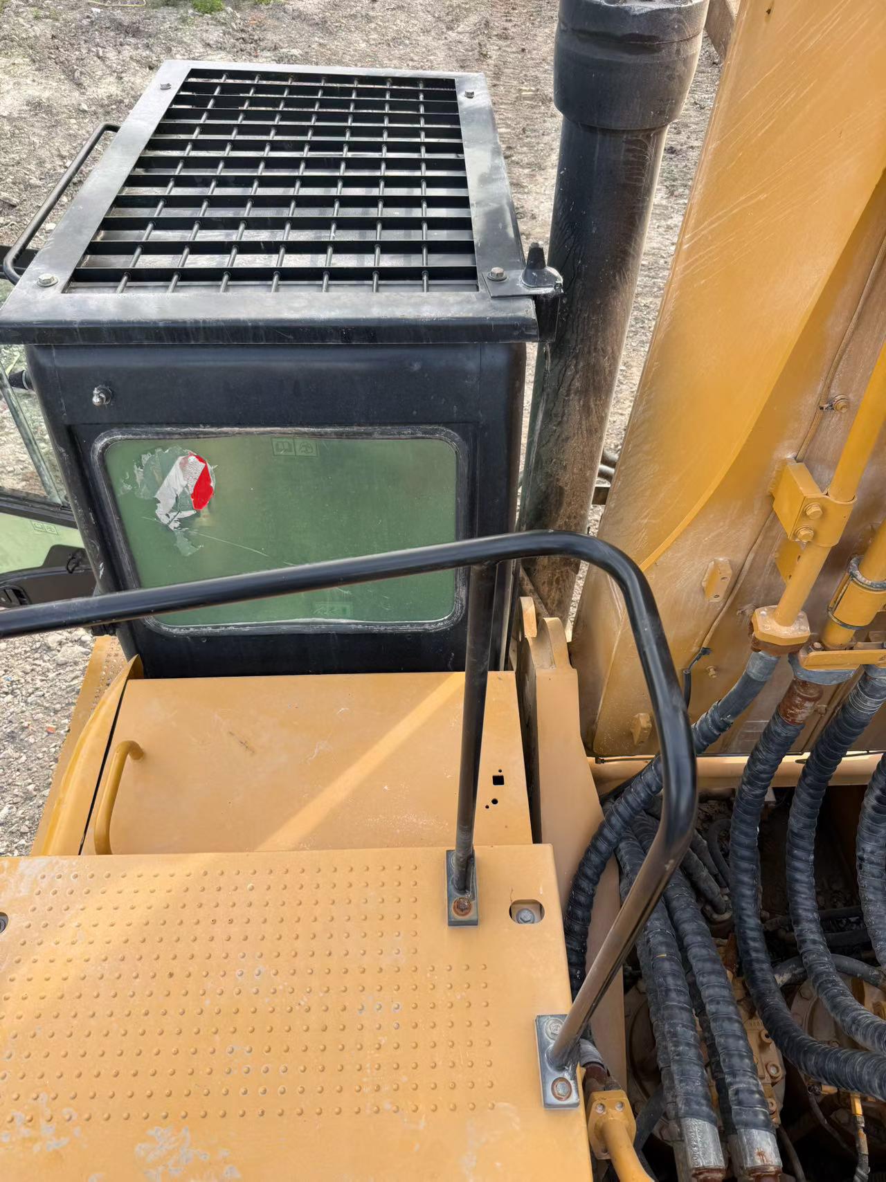 شراء حفارة Caterpillar 374D مستعملة / 8