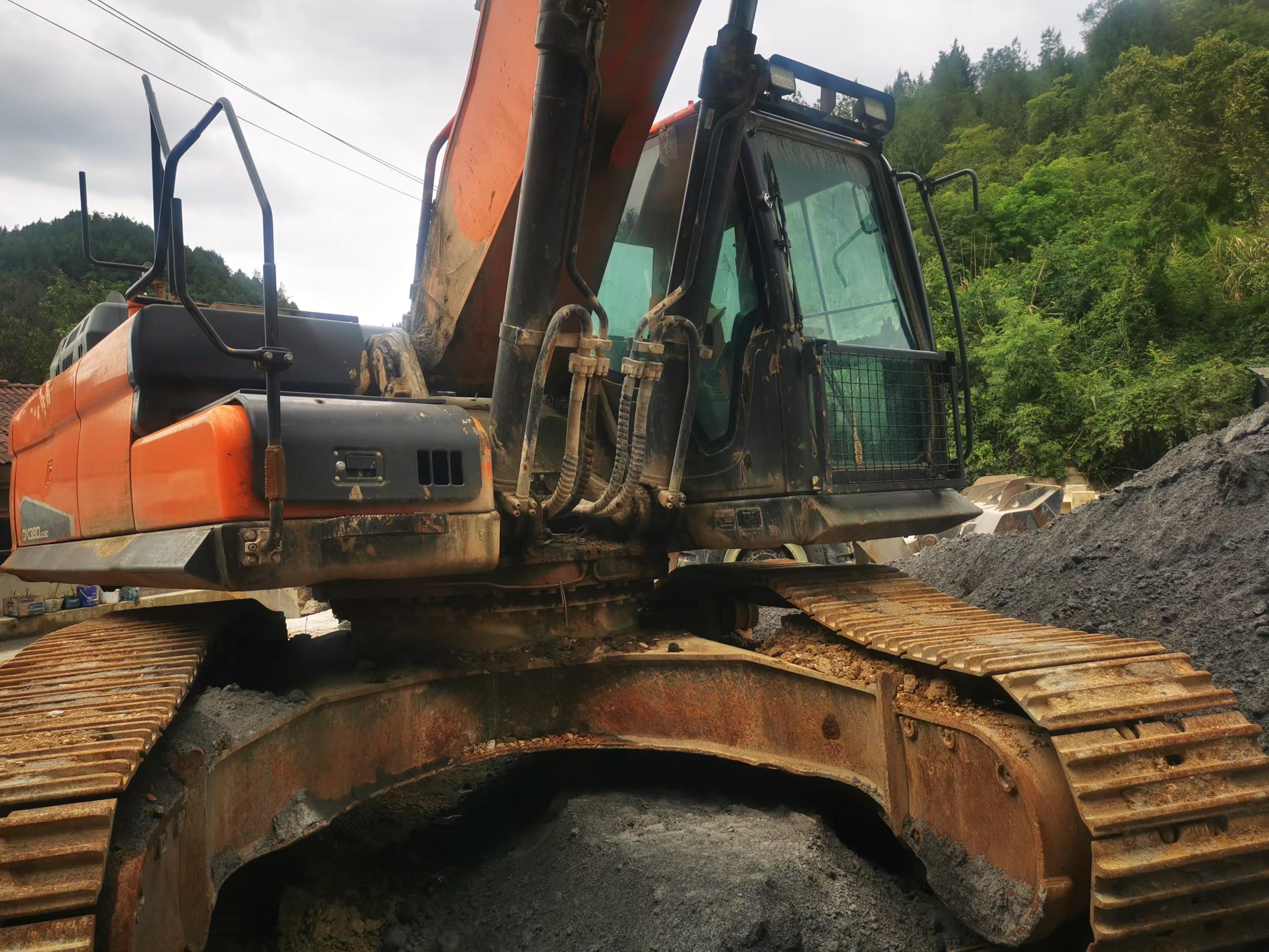 Buy Doosan DX380LC-5 Used Excavator / 6 Buy Doosan DX380LC-5 Used Excavator / 6