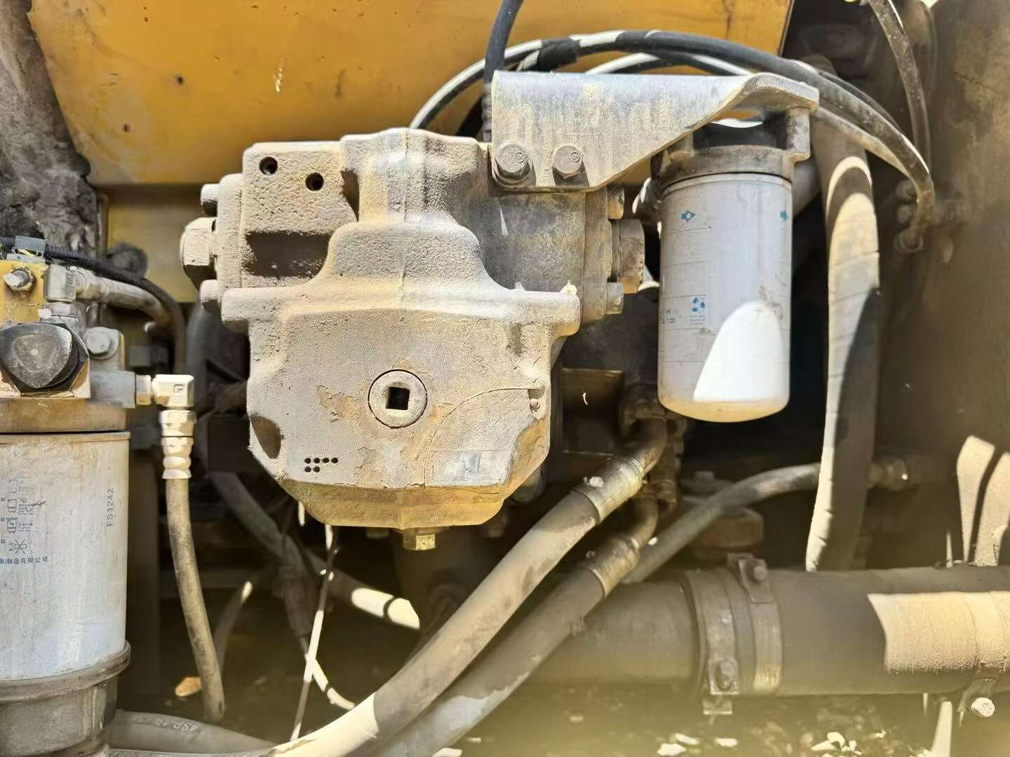 Buy Komatsu PC240-6 Used Excavator / 7