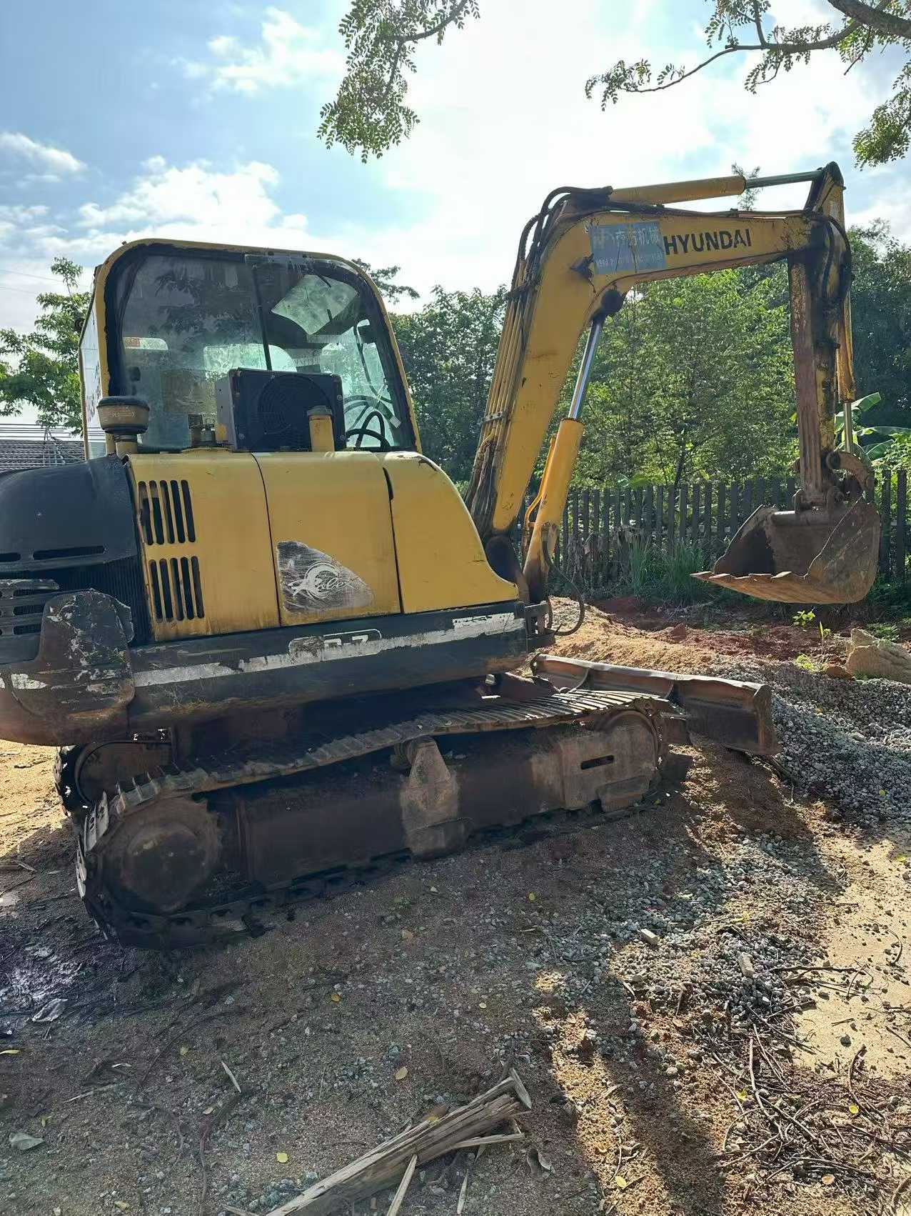 Acheter Pelle Hyundai R60-7 d'occasion / 2