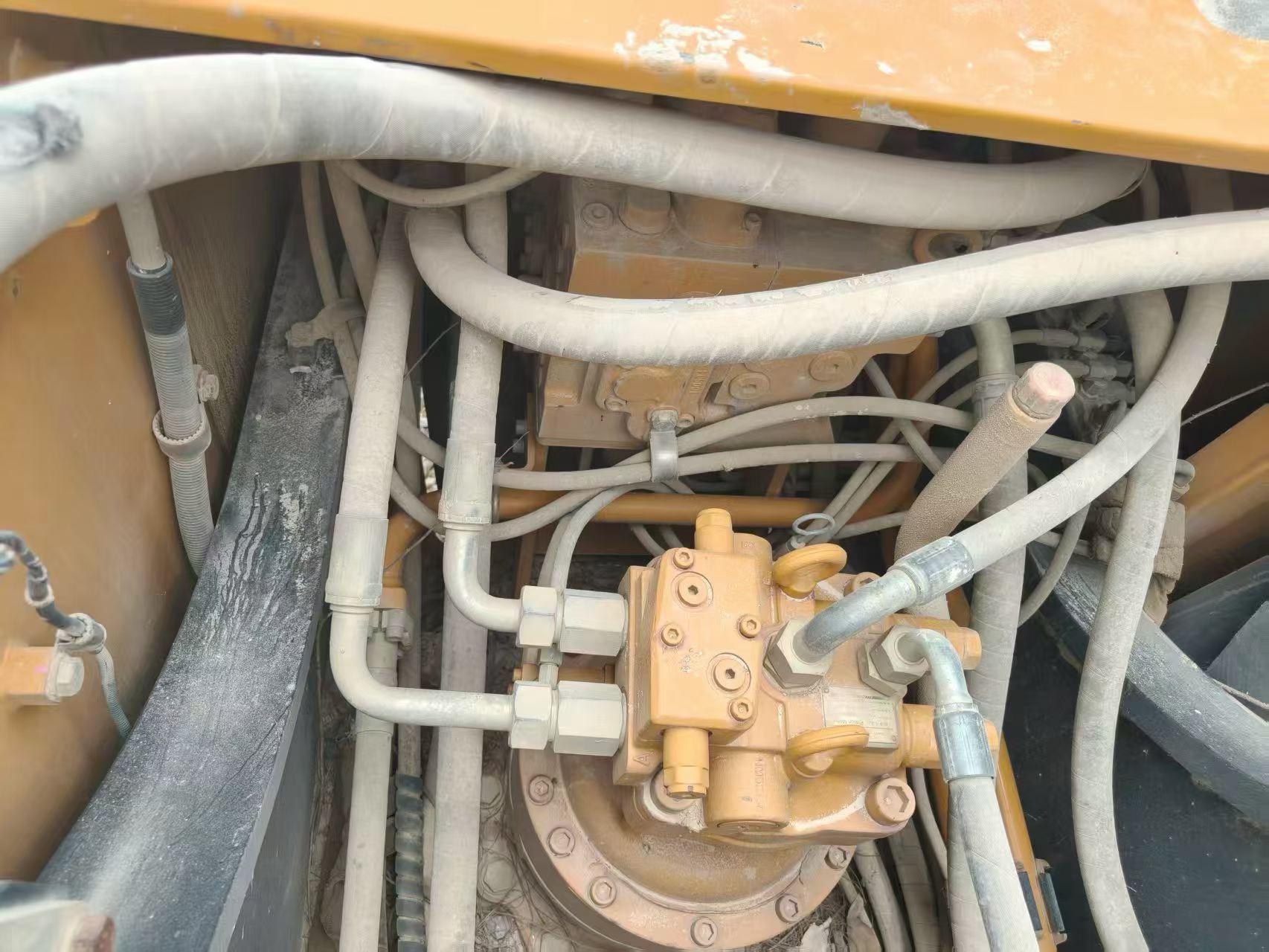 شراء حفارة Sany SY200C مستعملة / 3 شراء حفارة Sany SY200C مستعملة / 3