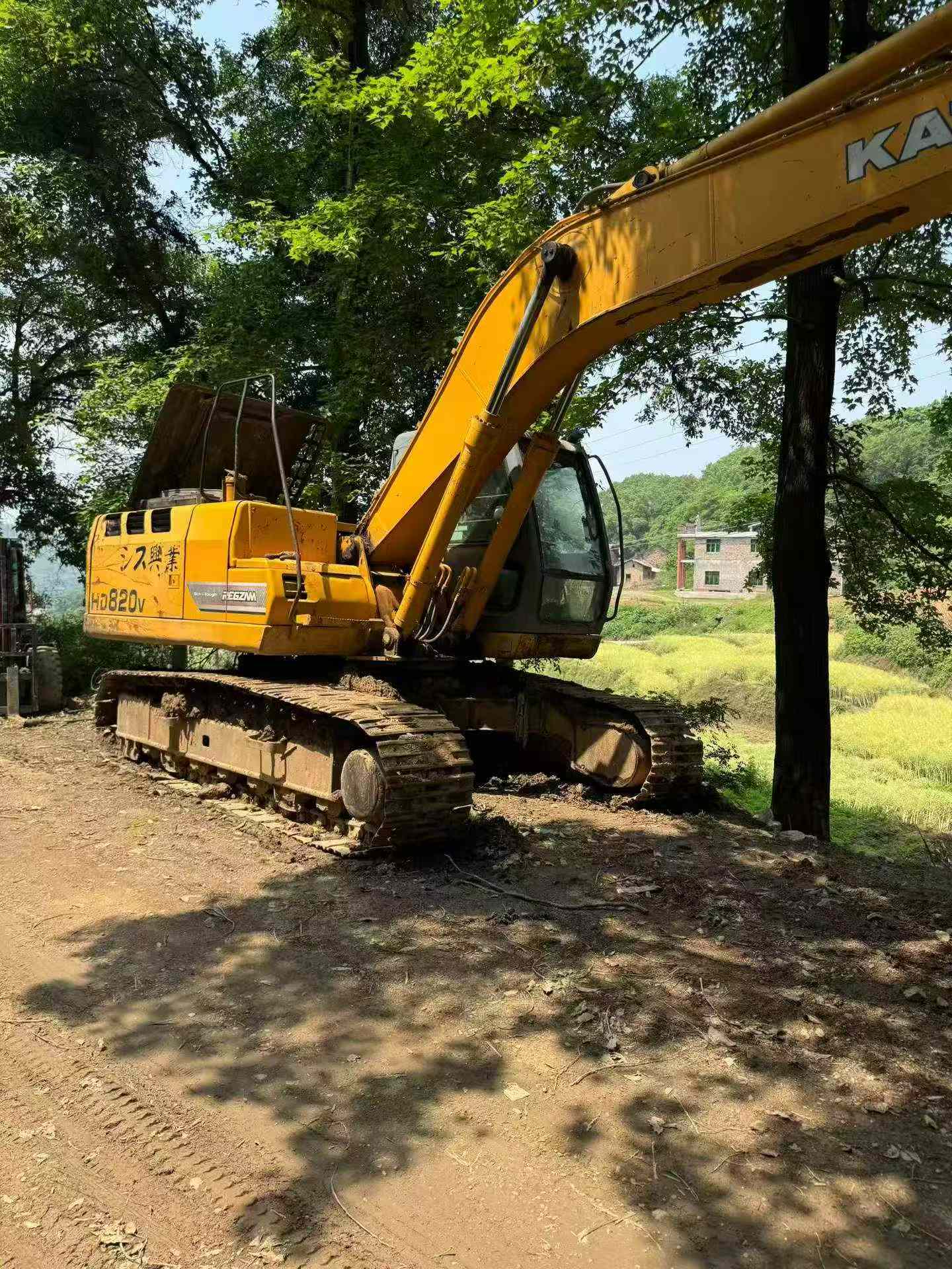 Buy Kato HD820V Used Excavator / 2