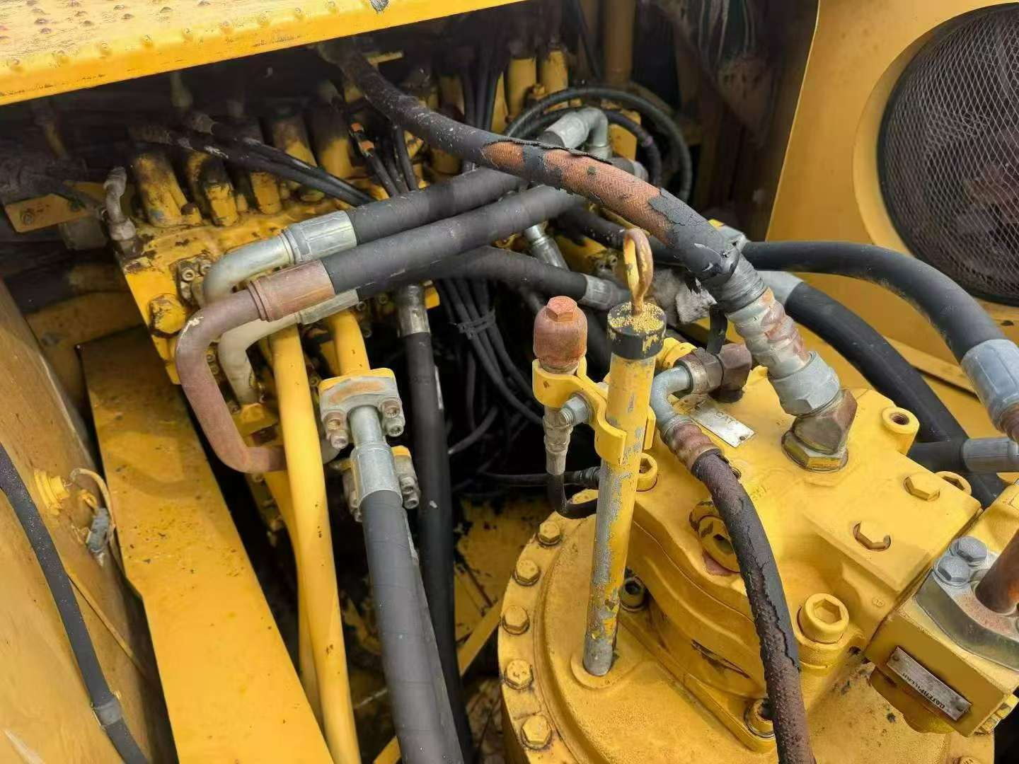 Buy Caterpillar 330B Used Excavator / 3