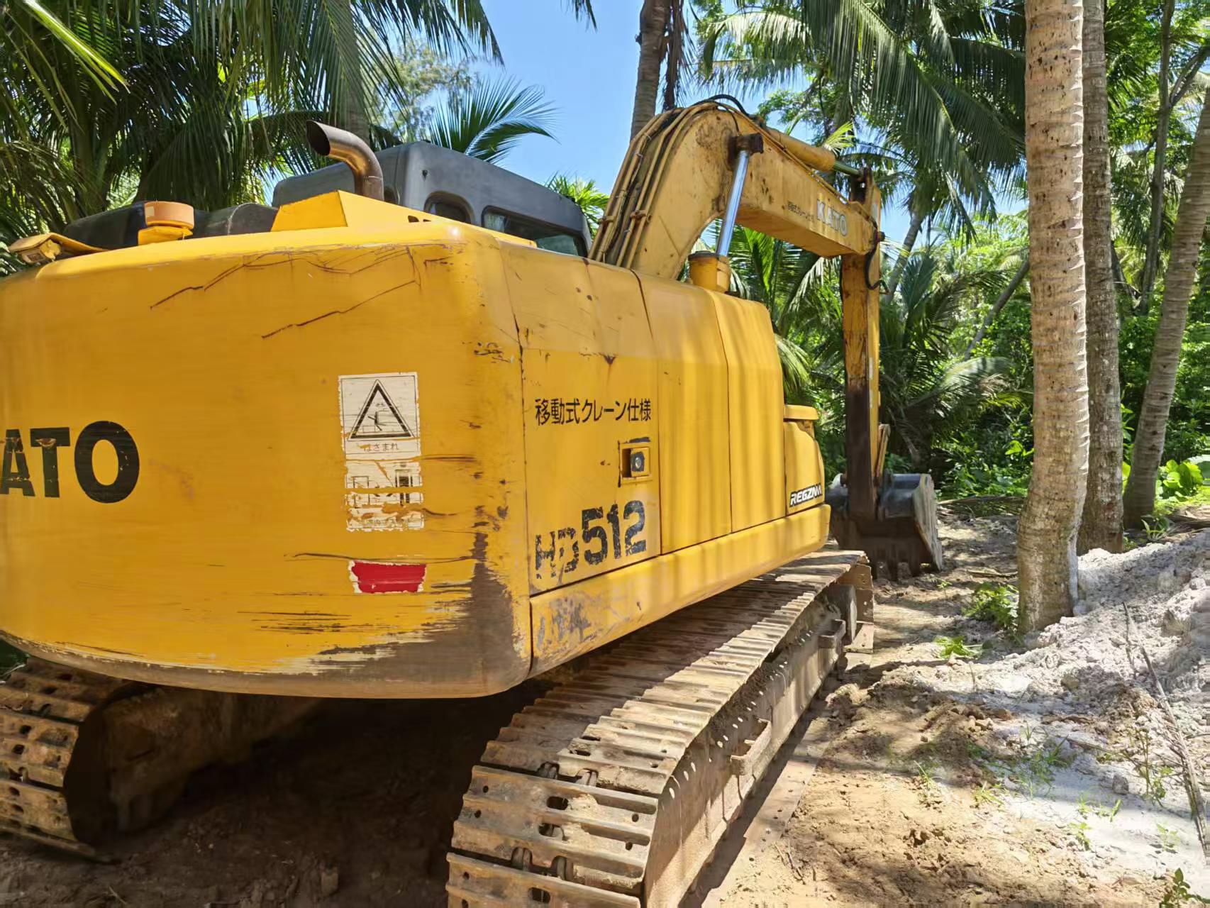 Buy Kato HD512V Used Excavator / 2 Buy Kato HD512V Used Excavator / 2