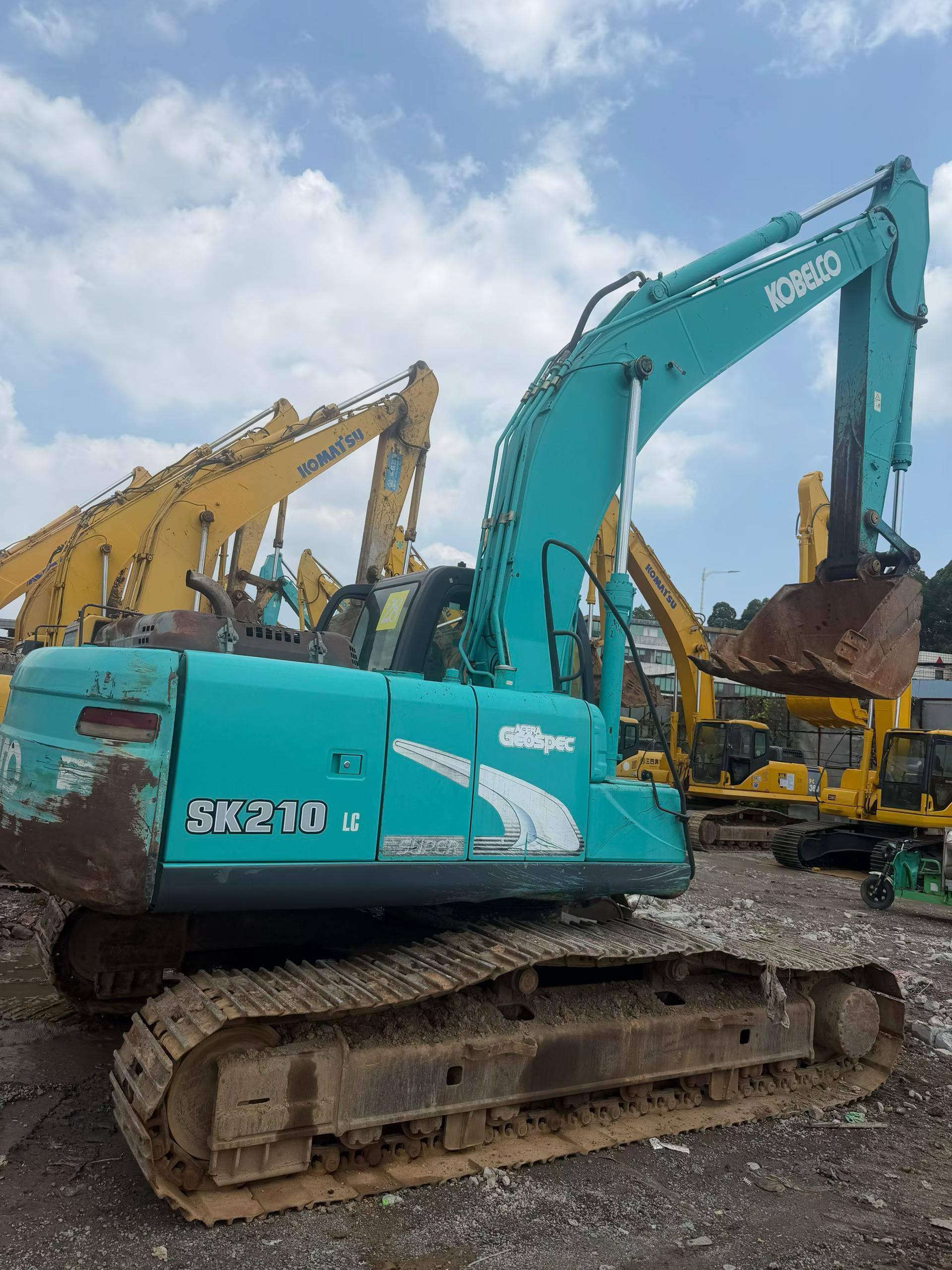 Acheter Pelle Kobelco SK210 d'occasion / 3