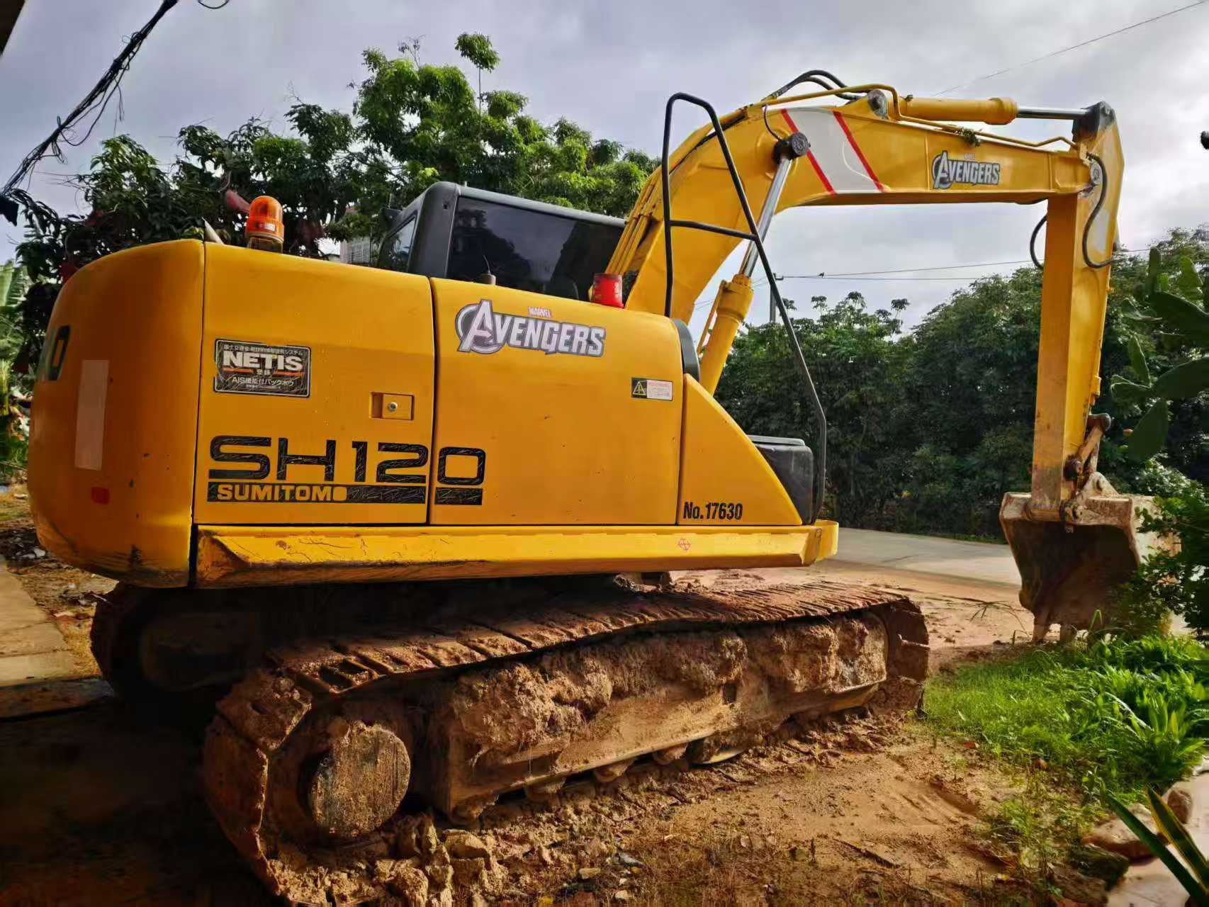 شراء حفارة Sumitomo SH120 مستعملة / 4