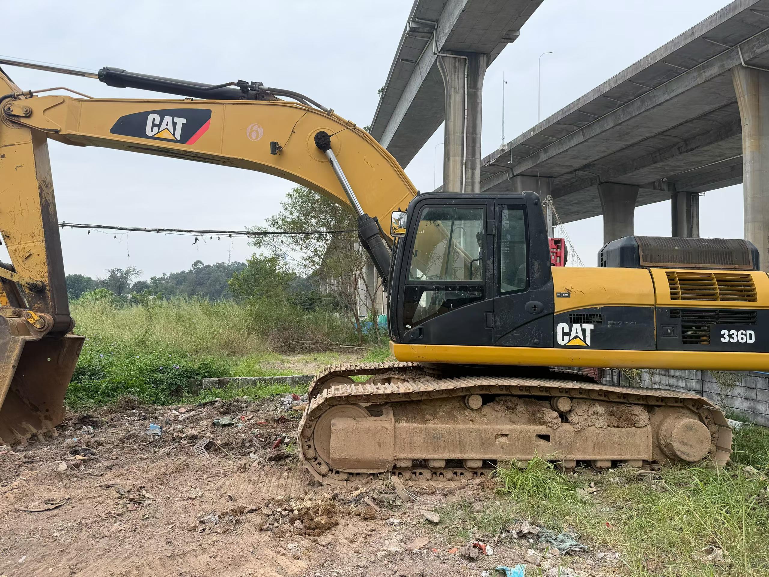 شراء حفارة Caterpillar 336E مستعملة / 6