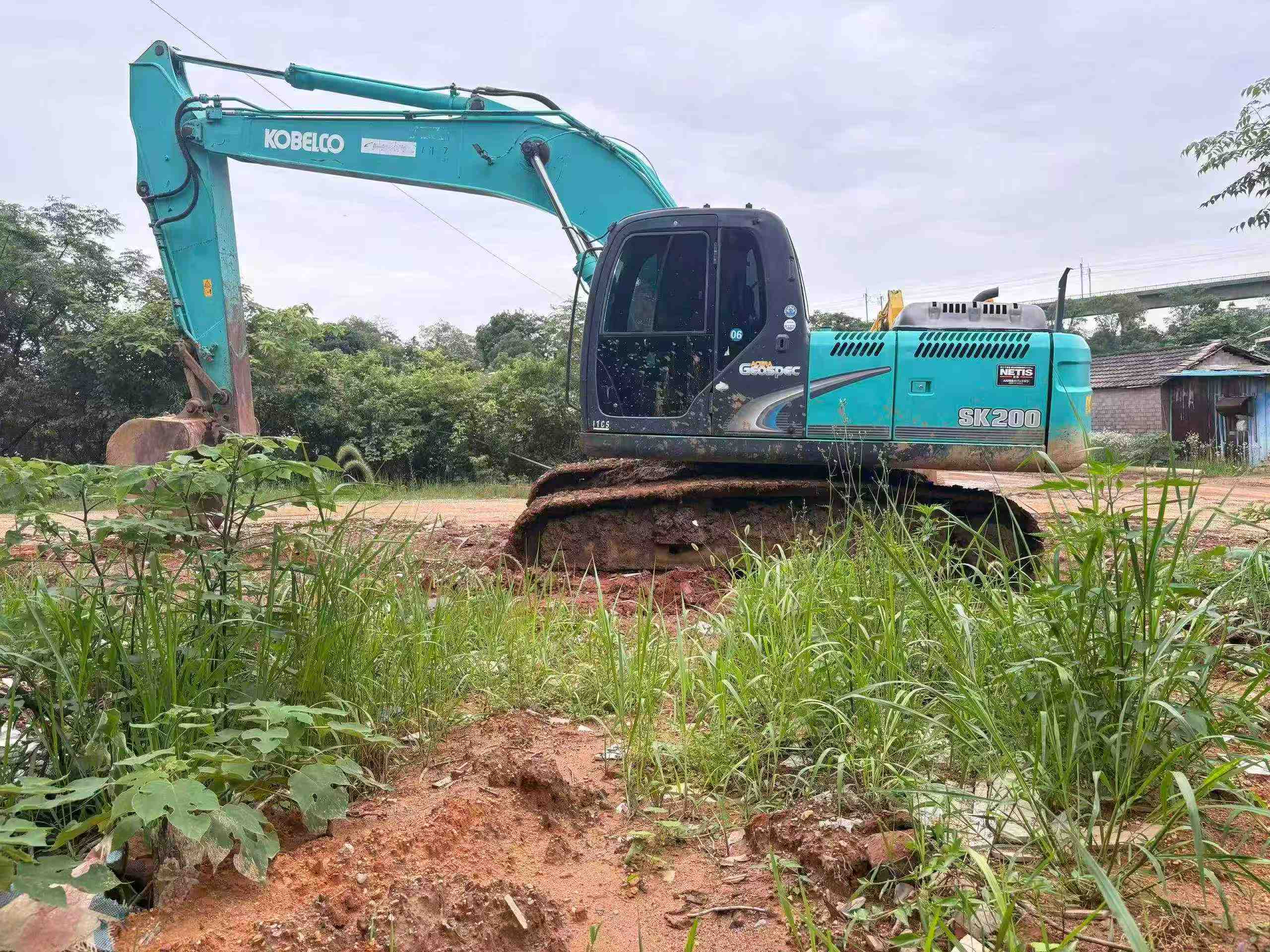 Buy Kobelco SK200-2 Used Excavator / 1