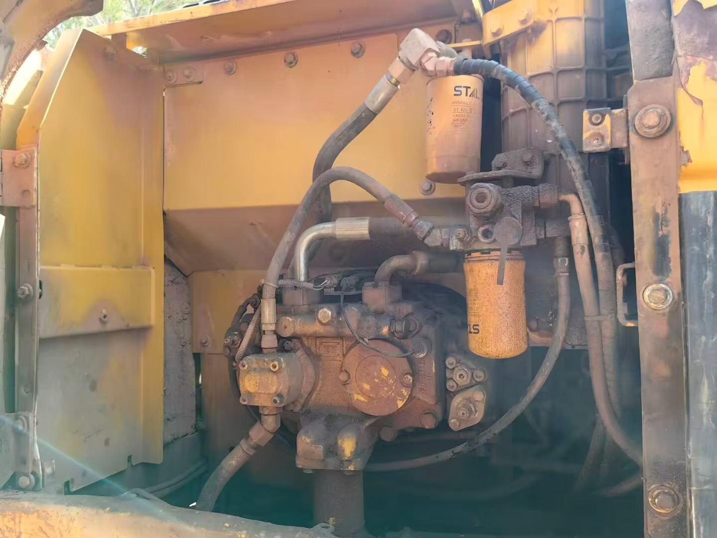 Buy Caterpillar 320A Used Excavator / 3