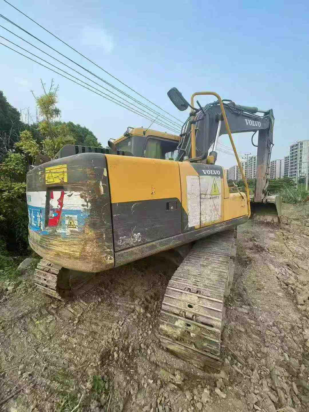 شراء Volvo L120E مستعمل حفارة