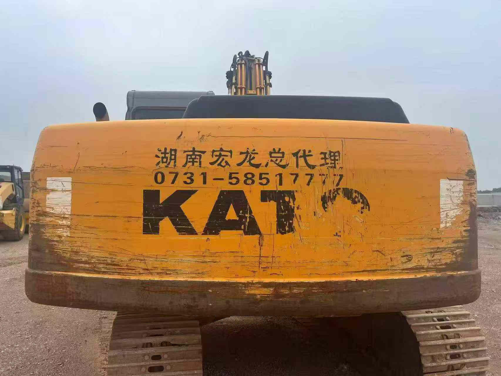 Buy Kato HD820 Used Excavator