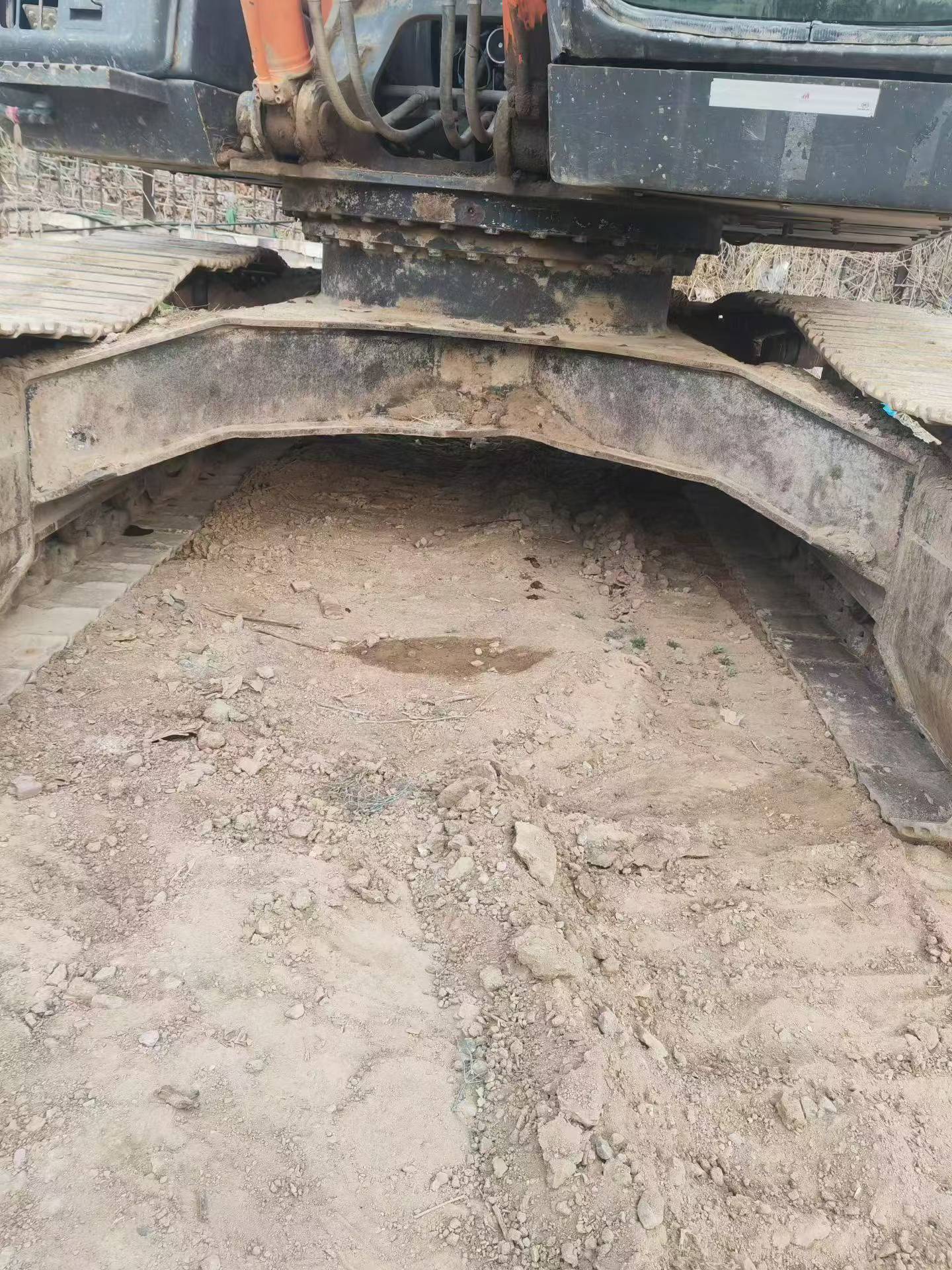 Buy Hitachi ZX240 Used Excavator / 5