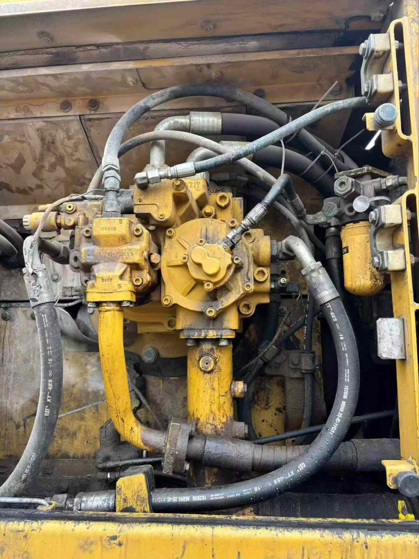 شراء حفارة Caterpillar 349E مستعملة / 6