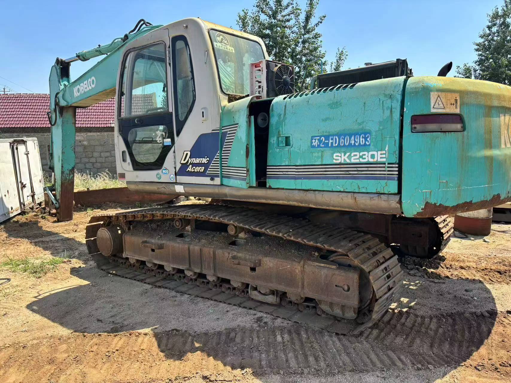 شراء Kobelco SK230-6 مستعمل حفارة