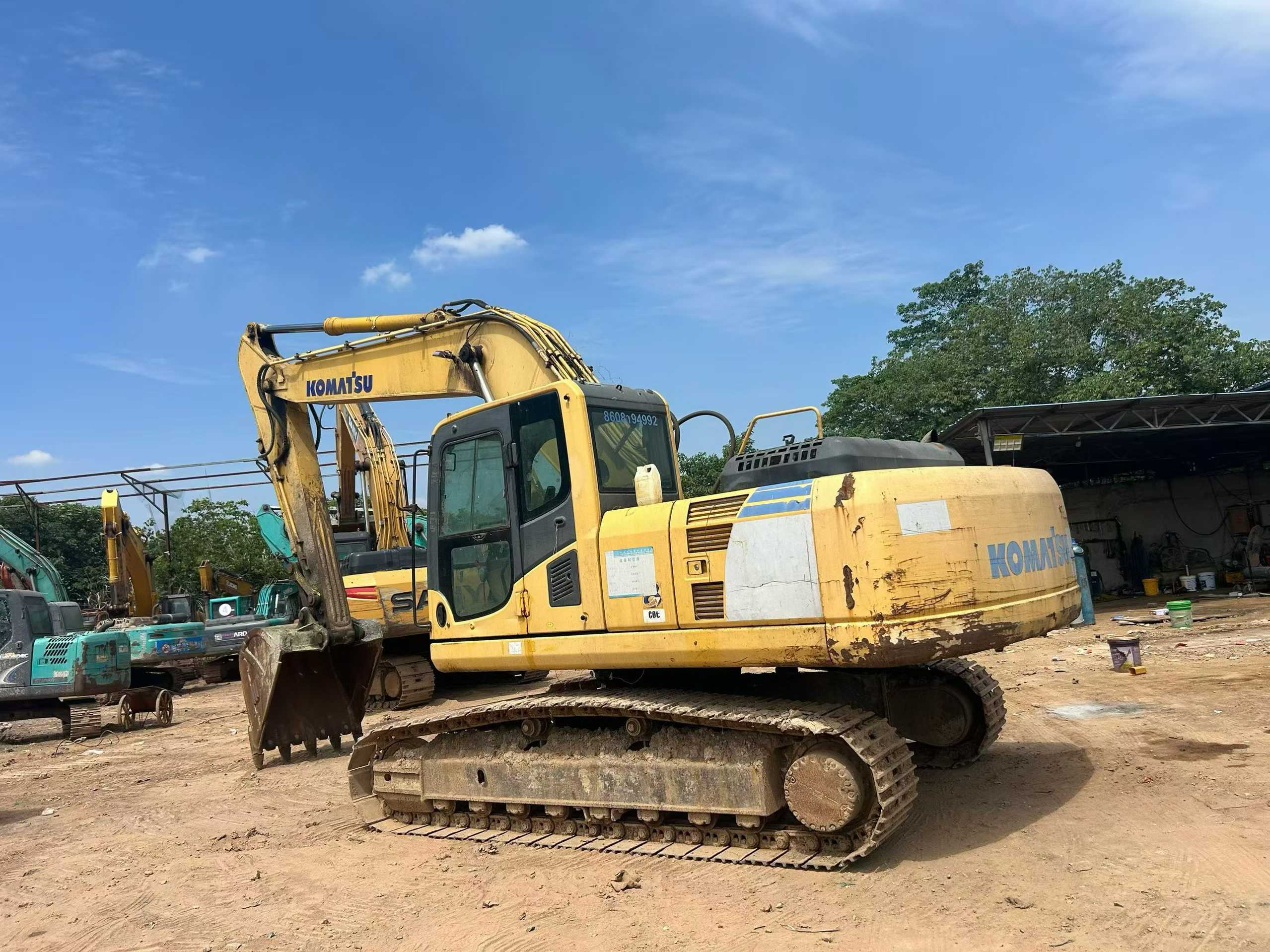 Buy Komatsu PC220-8 Used Excavator / 8