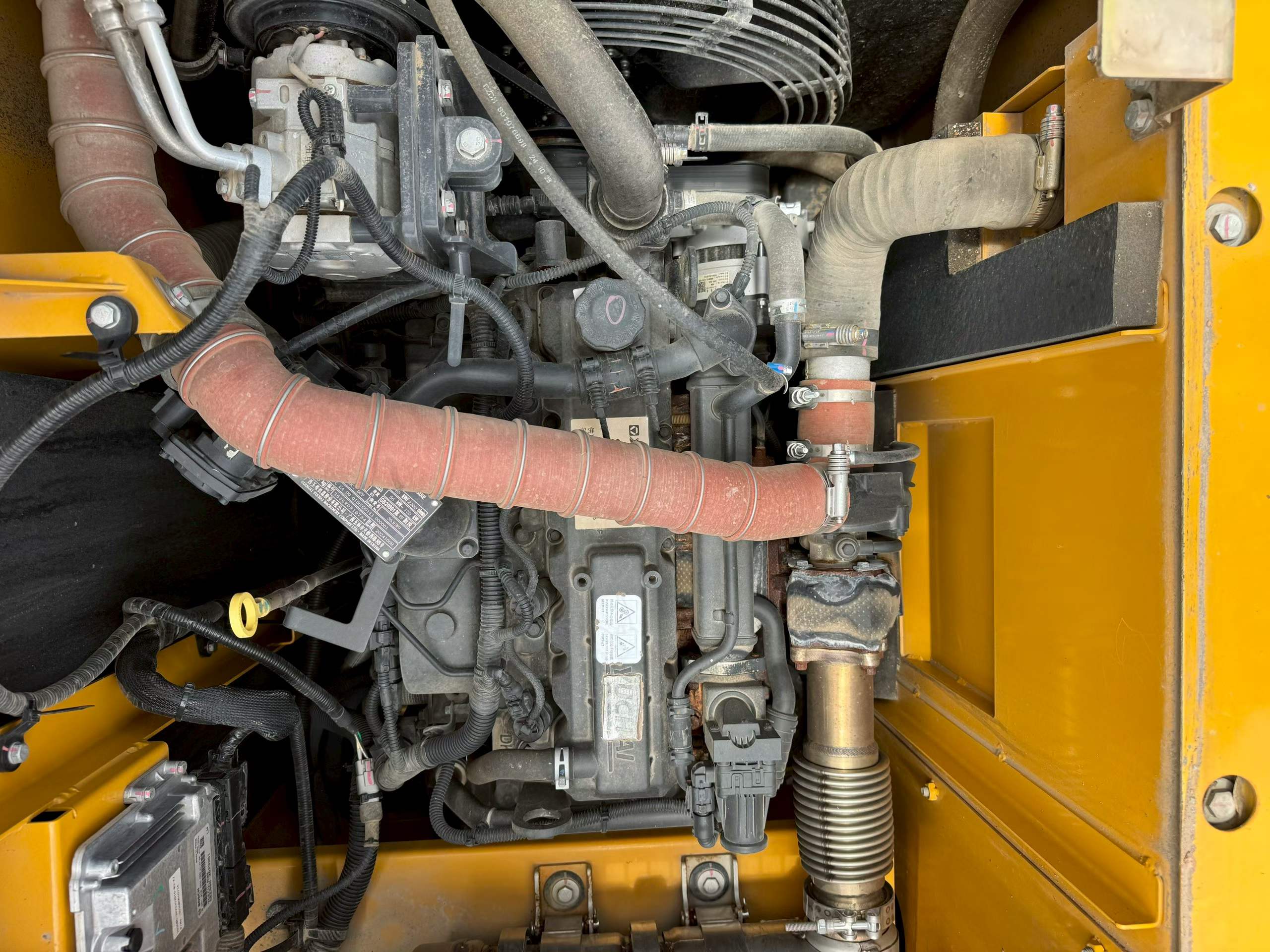 شراء حفارة XCMG LW1000KN مستعملة / 9
