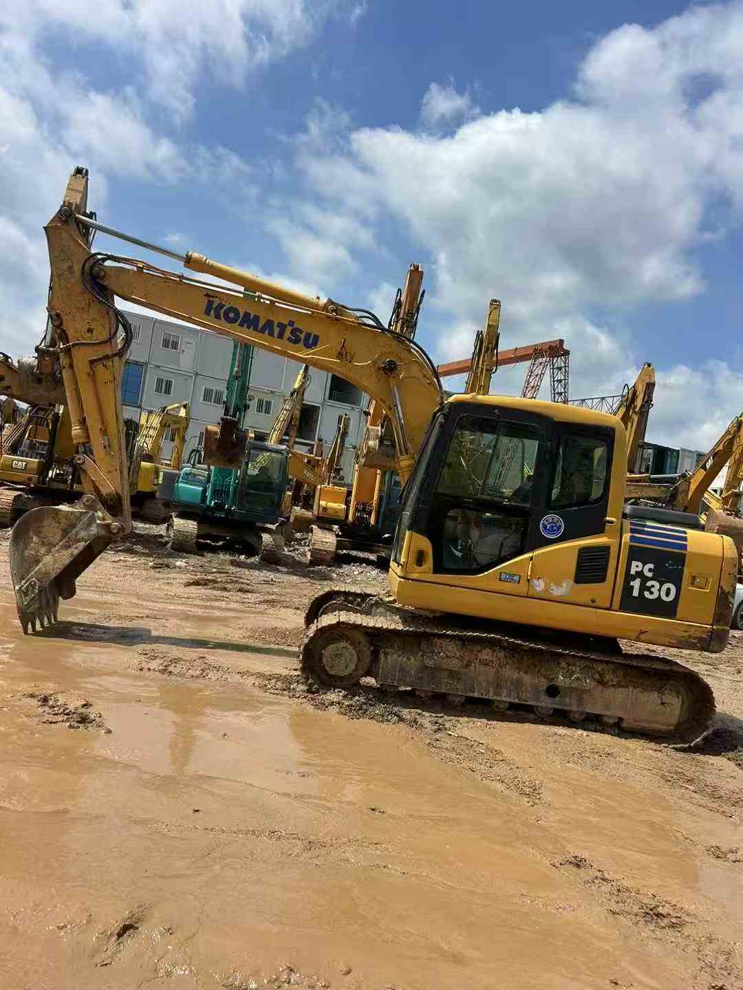 Buy Komatsu PC130-7 Used Excavator / 2