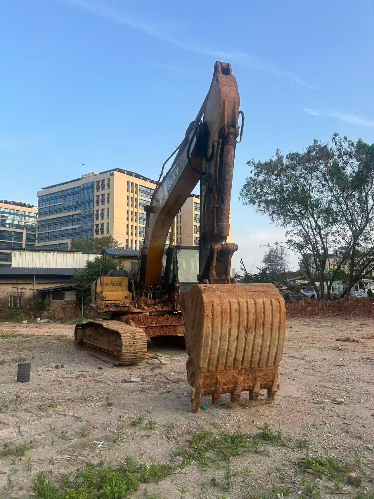 Buy Sany SY245H Used Excavator / 7
