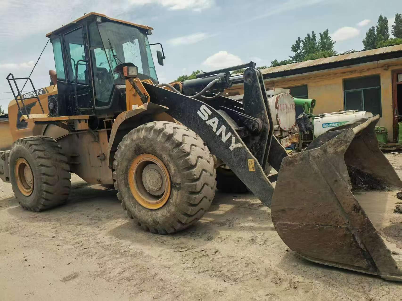 شراء حفارة Sany SW955K مستعملة / 7
