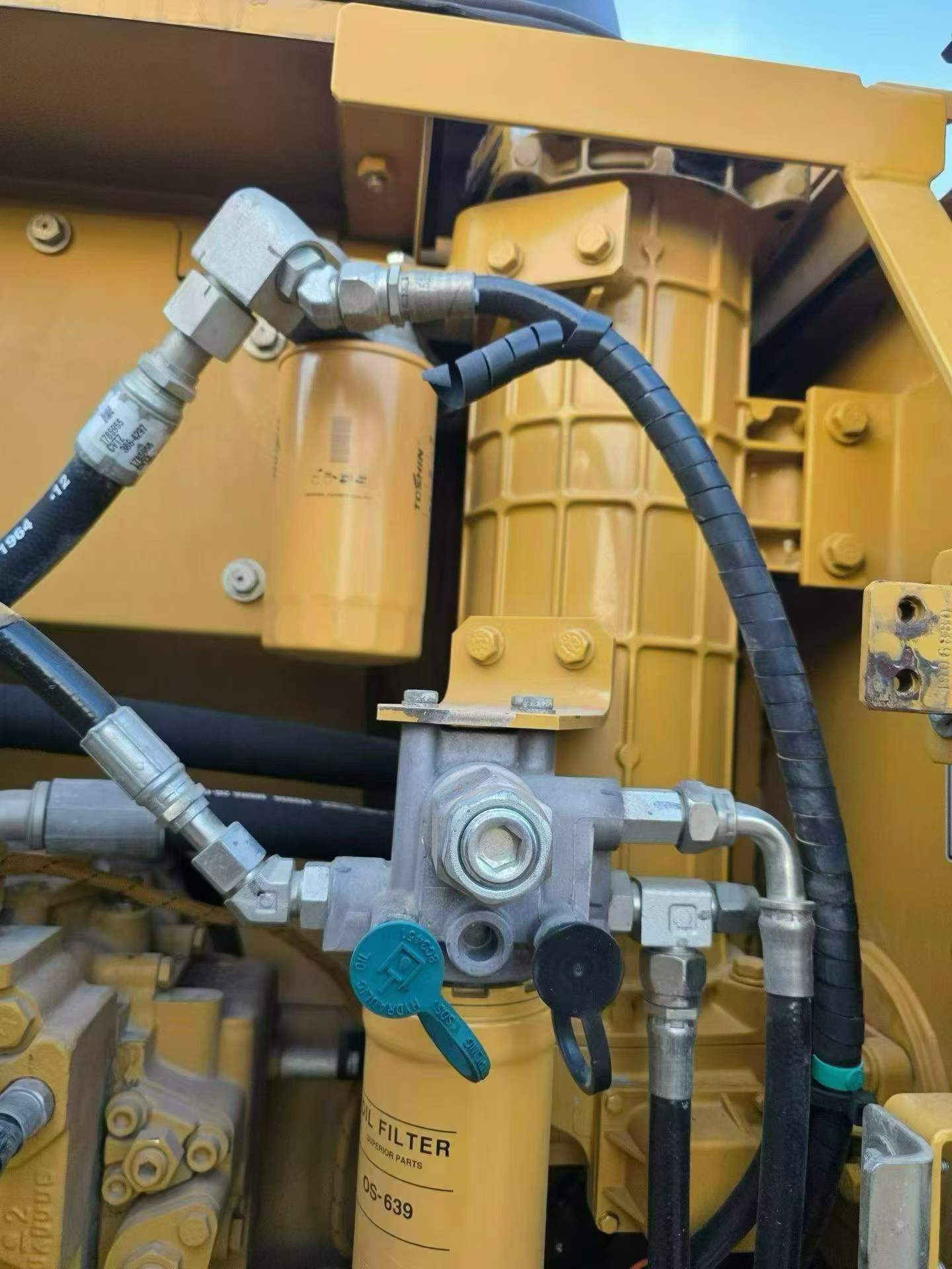 Buy Caterpillar 323D2L Used Excavator / 6