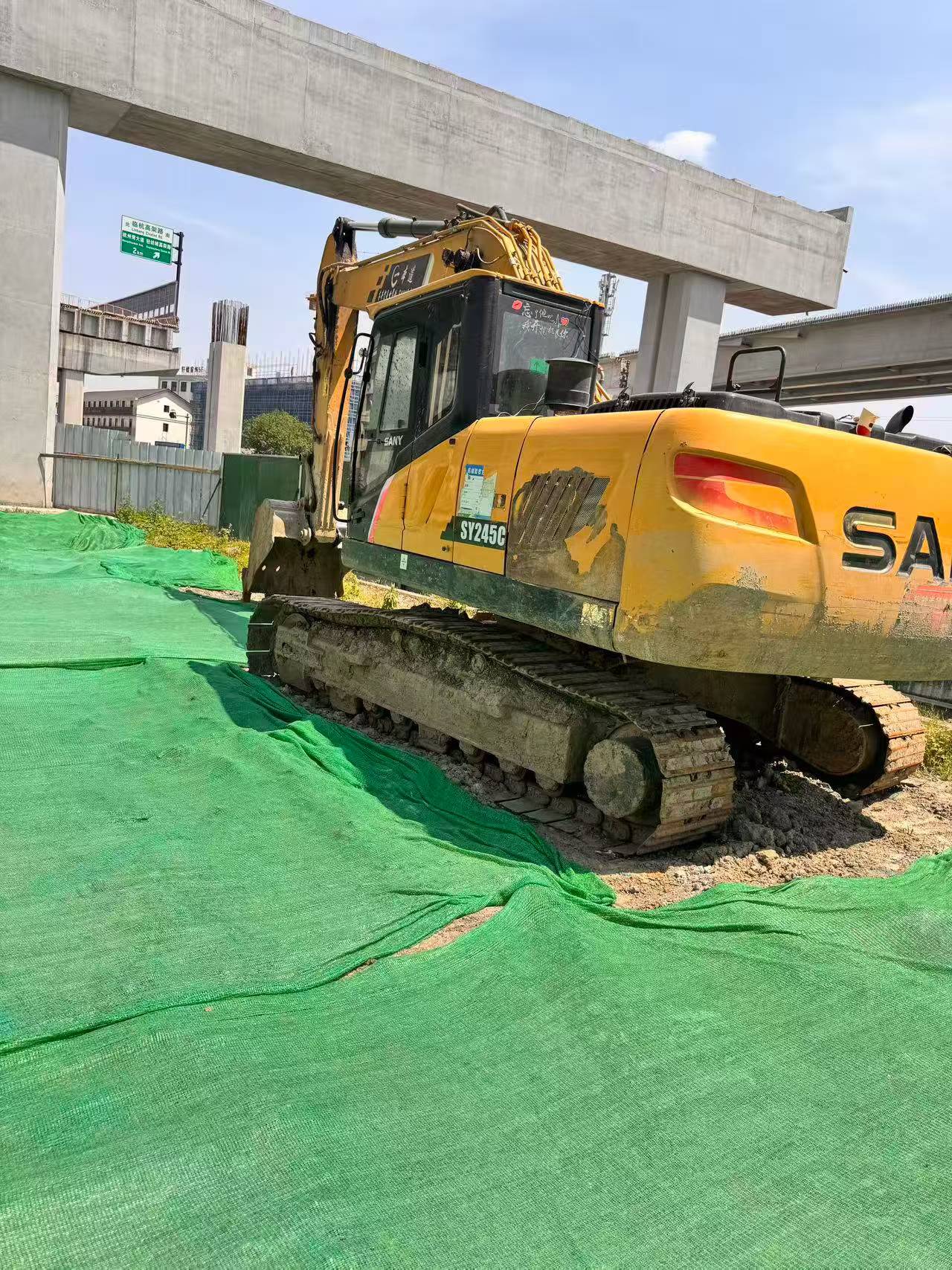 Buy Sany SY215C Used Excavator / 4