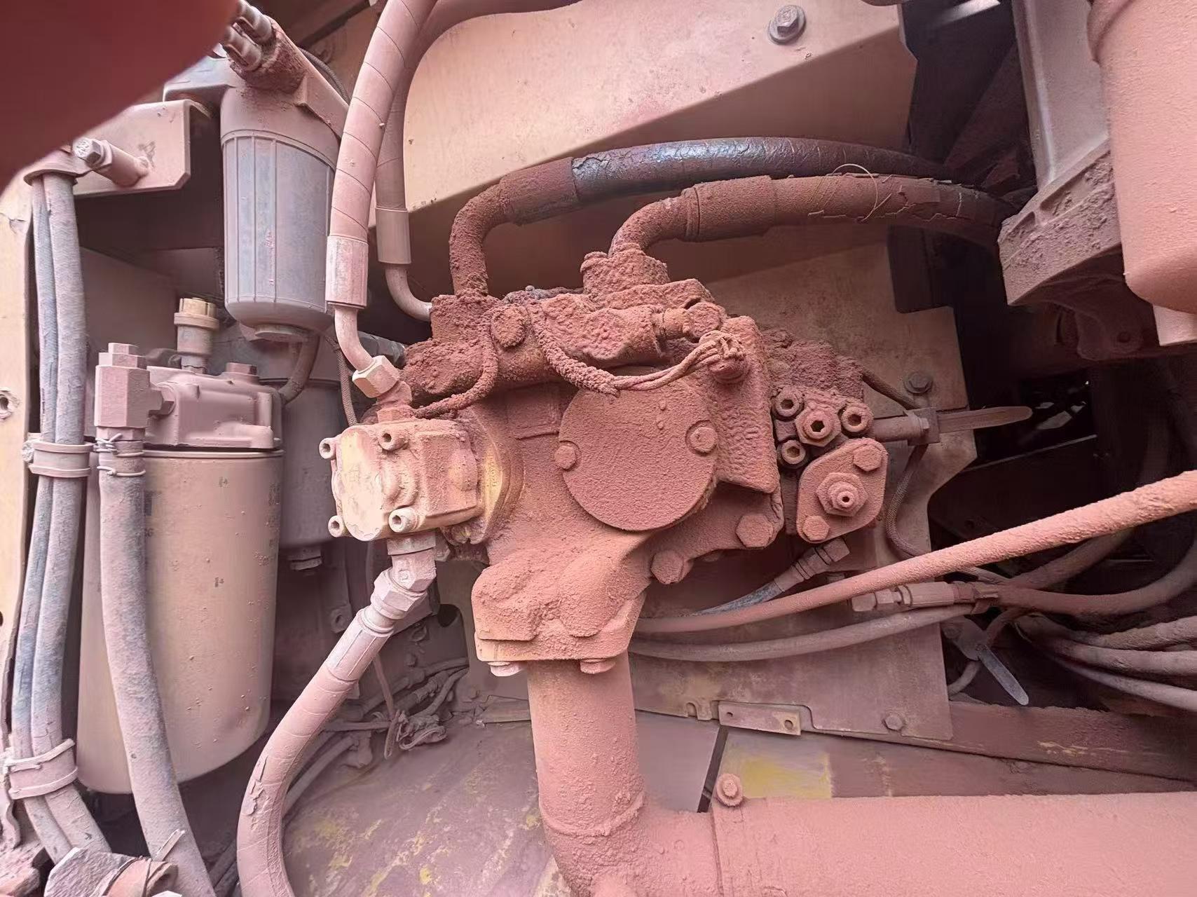 Buy Caterpillar 320D Used Excavator / 5