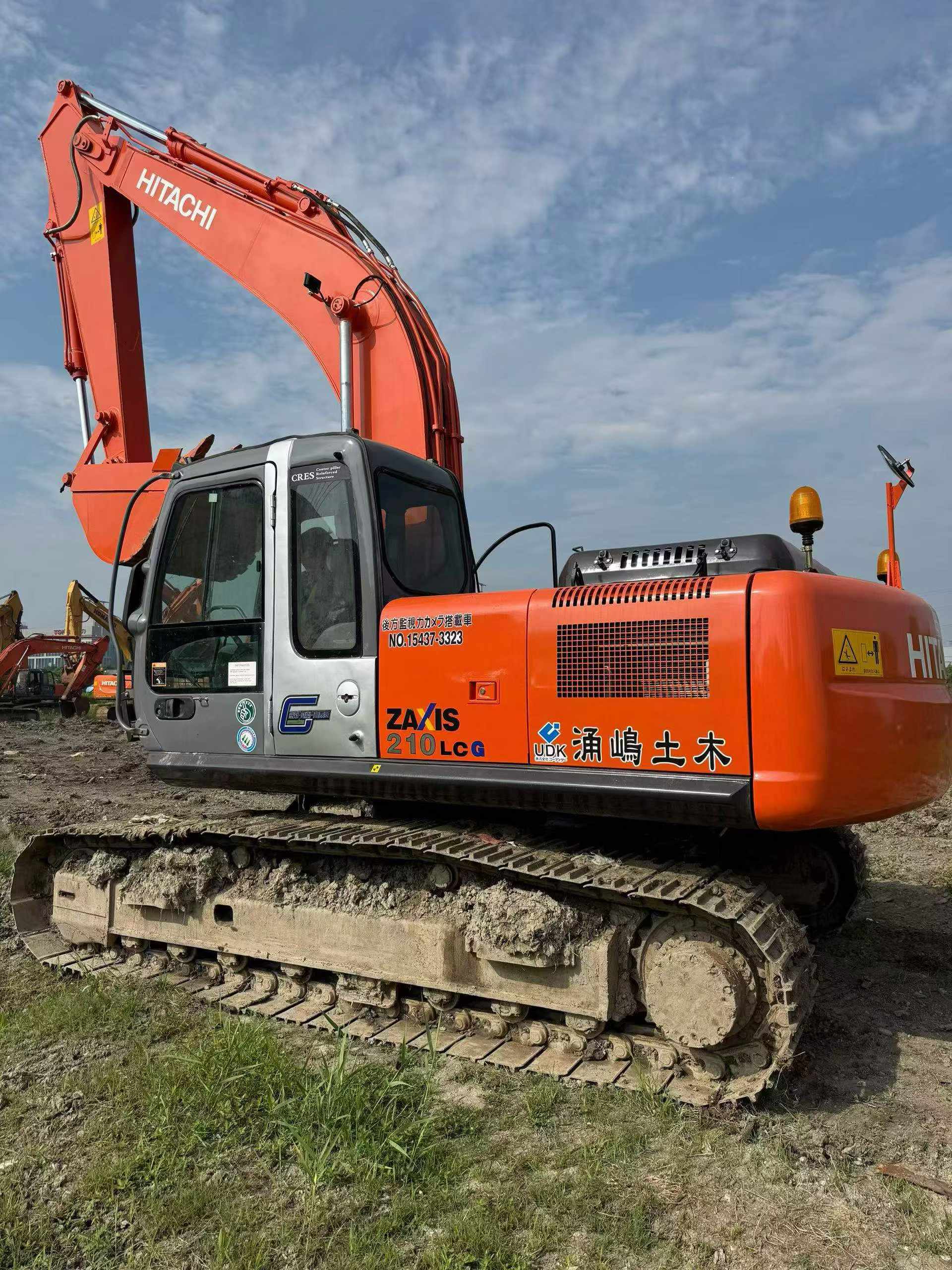 Buy Hitachi ZX210LC-3G Used Excavator / 3 Buy Hitachi ZX210LC-3G Used Excavator / 3