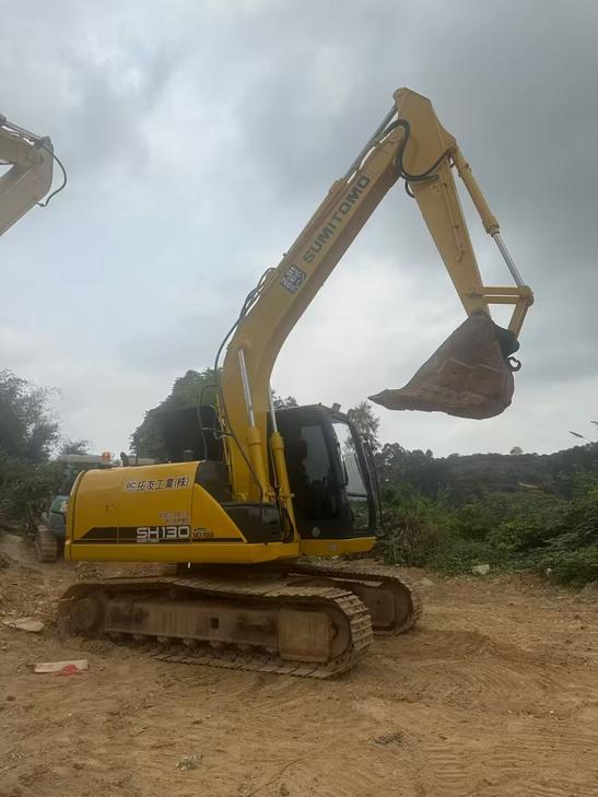 Buy Sumitomo SH130-5 Used Excavator / 1