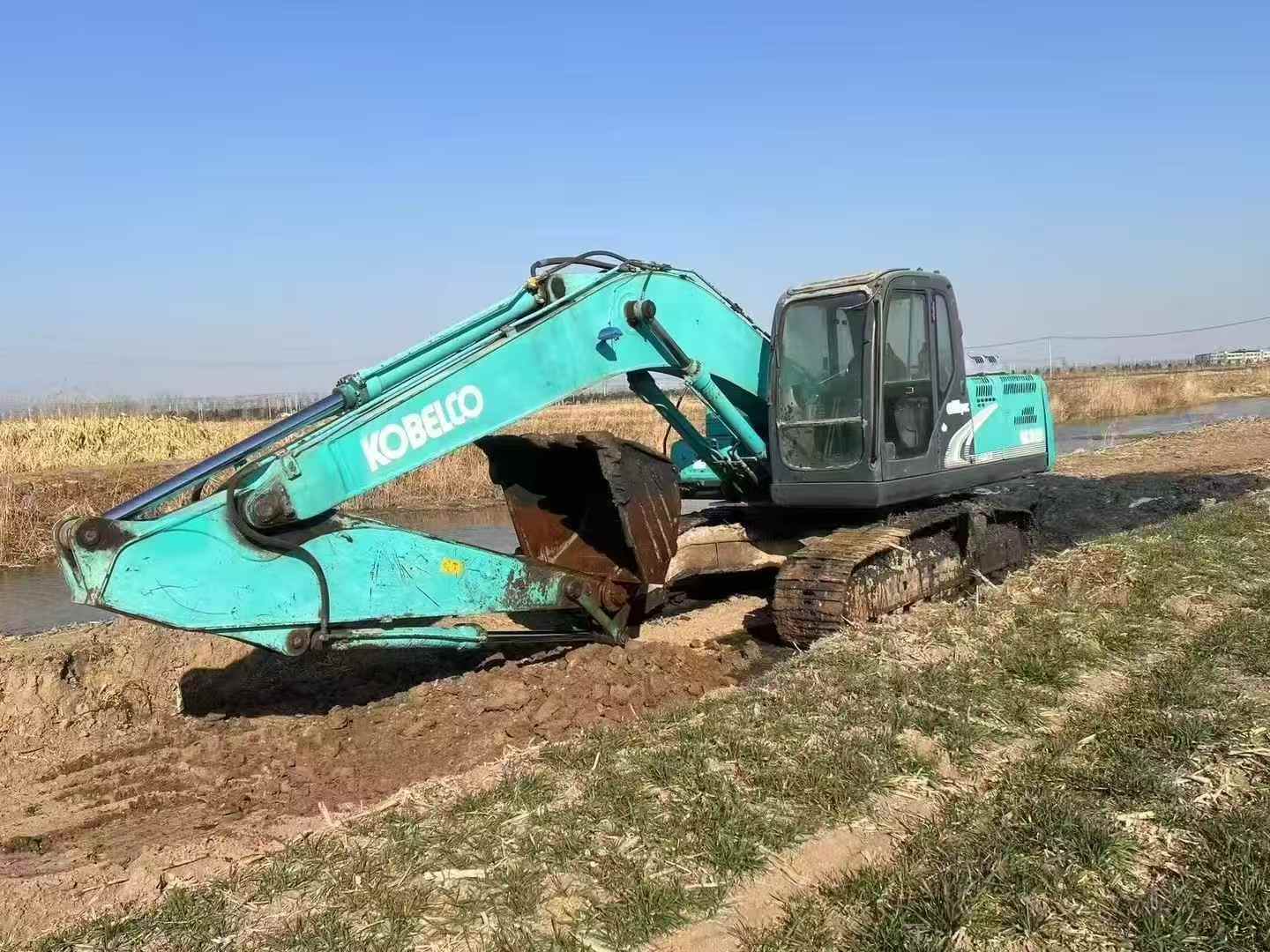 Buy Kobelco SK200-8 Used Excavator / 8