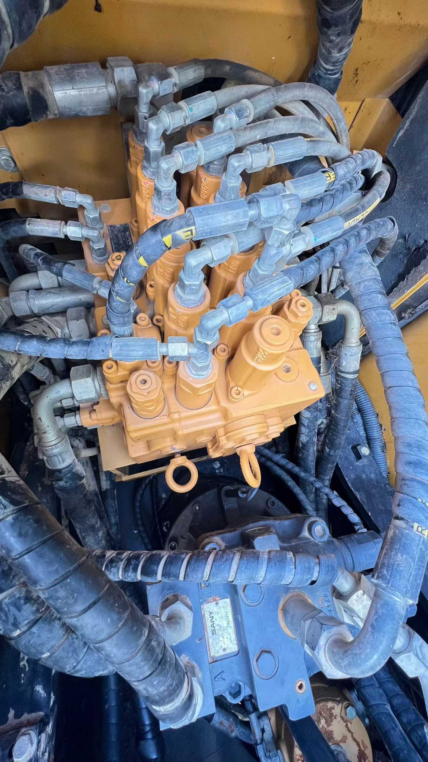 Buy Sany SY135 Used Excavator / 6