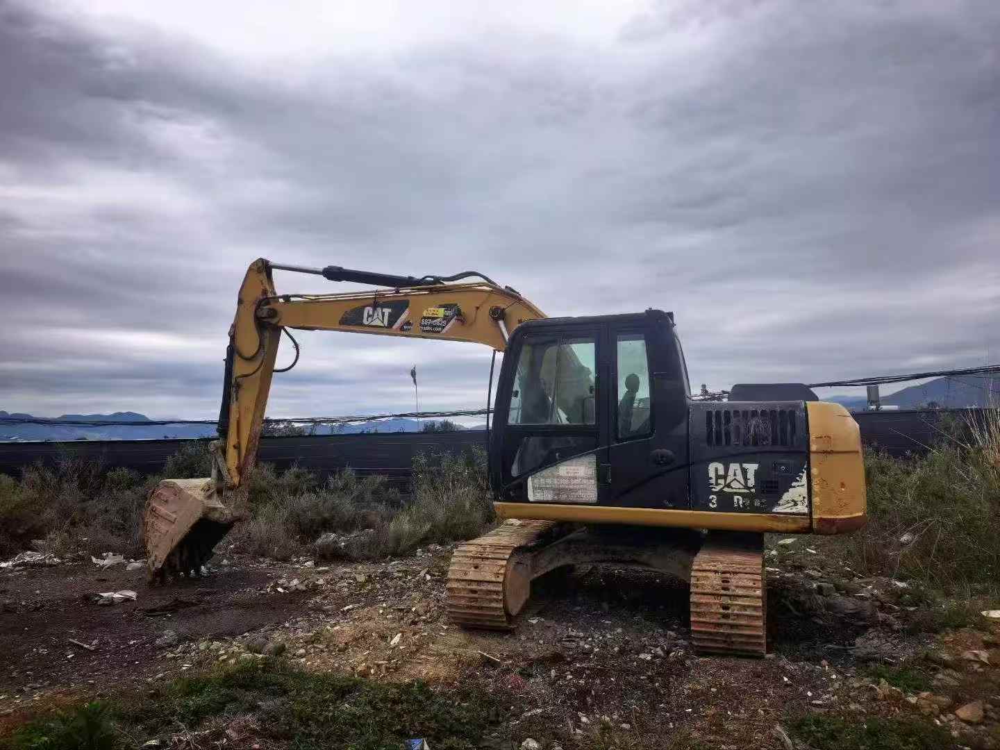 Buy Caterpillar 313D Used Excavator / 4 Buy Caterpillar 313D Used Excavator / 4
